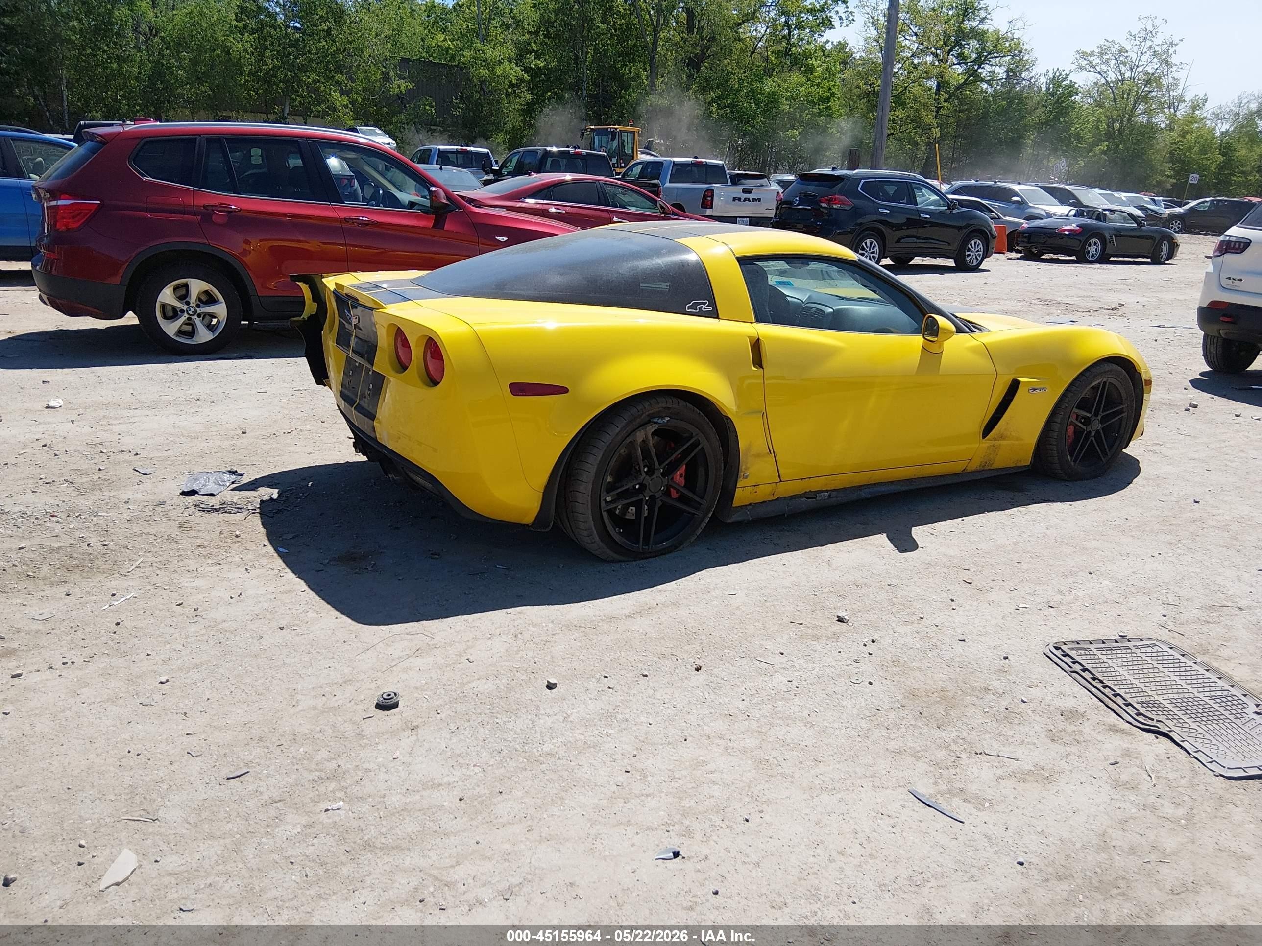 2006 Chevrolet Corvette Z06 Hardtop Yellow vin: 1G1YY26E665118875