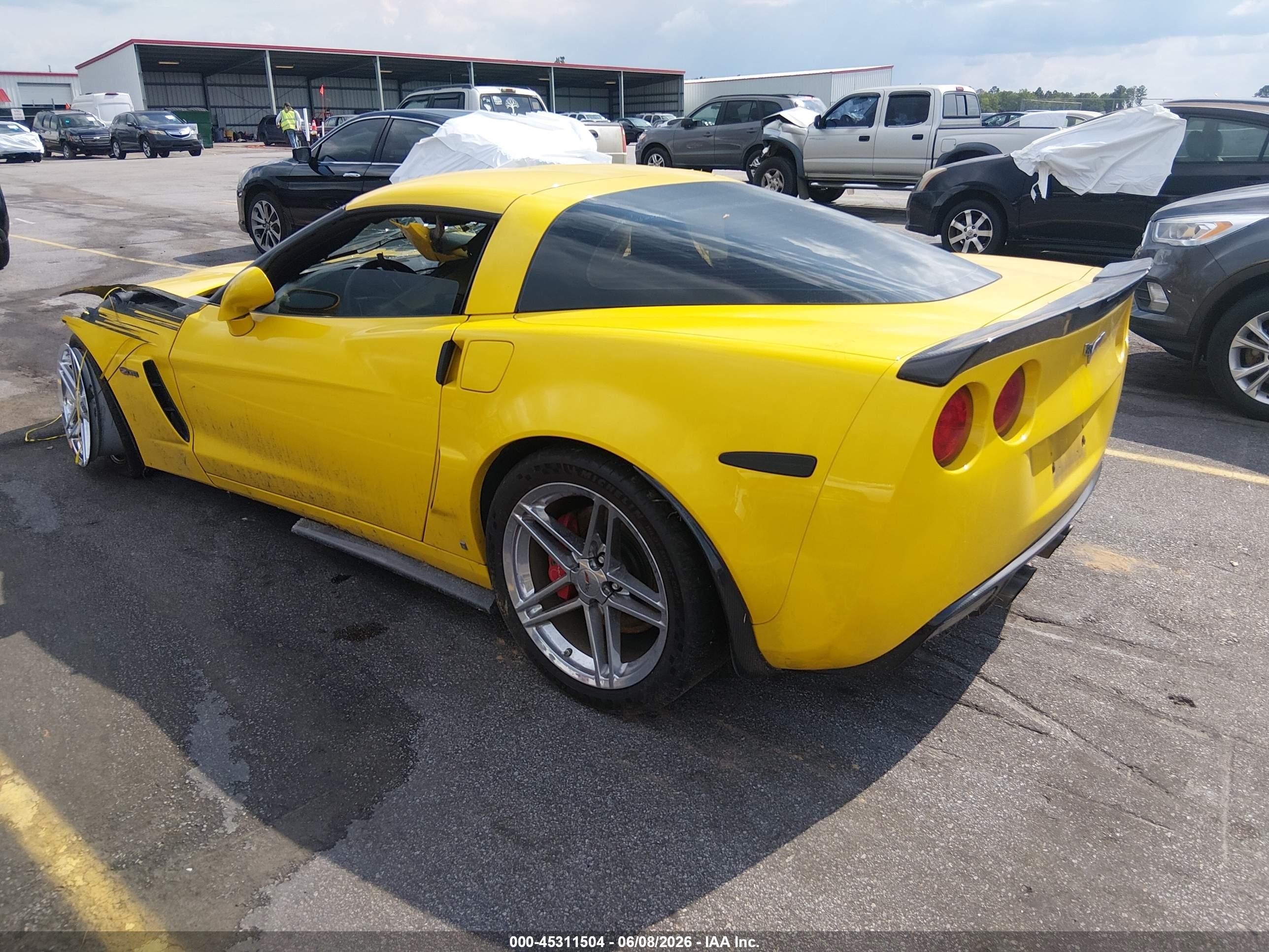 2008 Chevrolet Corvette Z06 Hardtop Yellow vin: 1G1YY26EX85108854