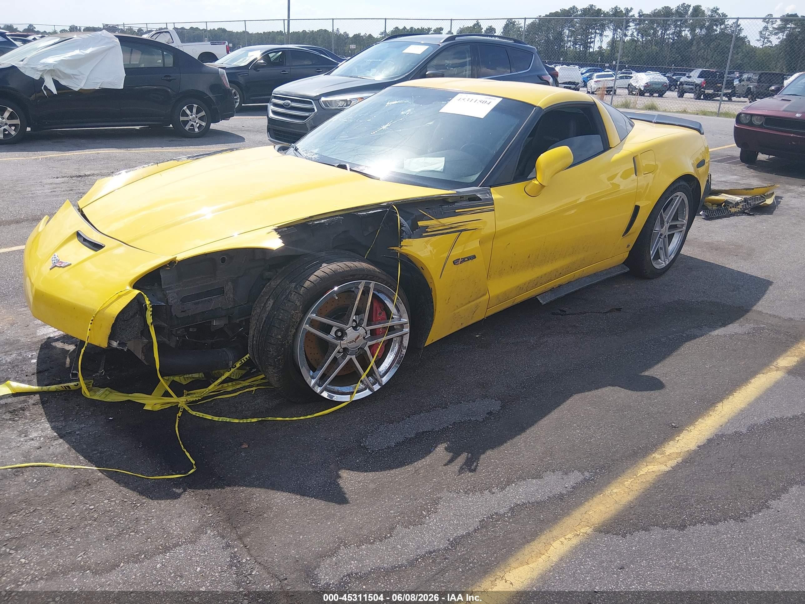 2008 Chevrolet Corvette Z06 Hardtop Yellow vin: 1G1YY26EX85108854
