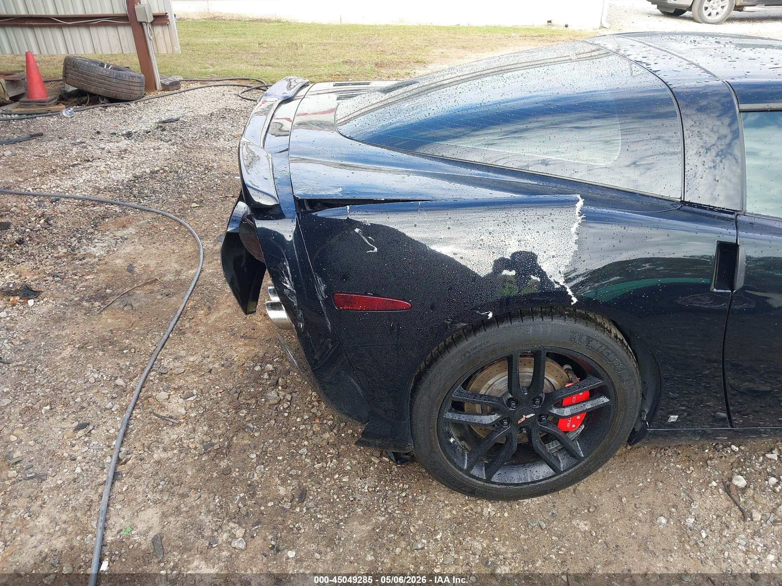 2006 Chevrolet Corvette   Black vin: 1G1YY26U165133162