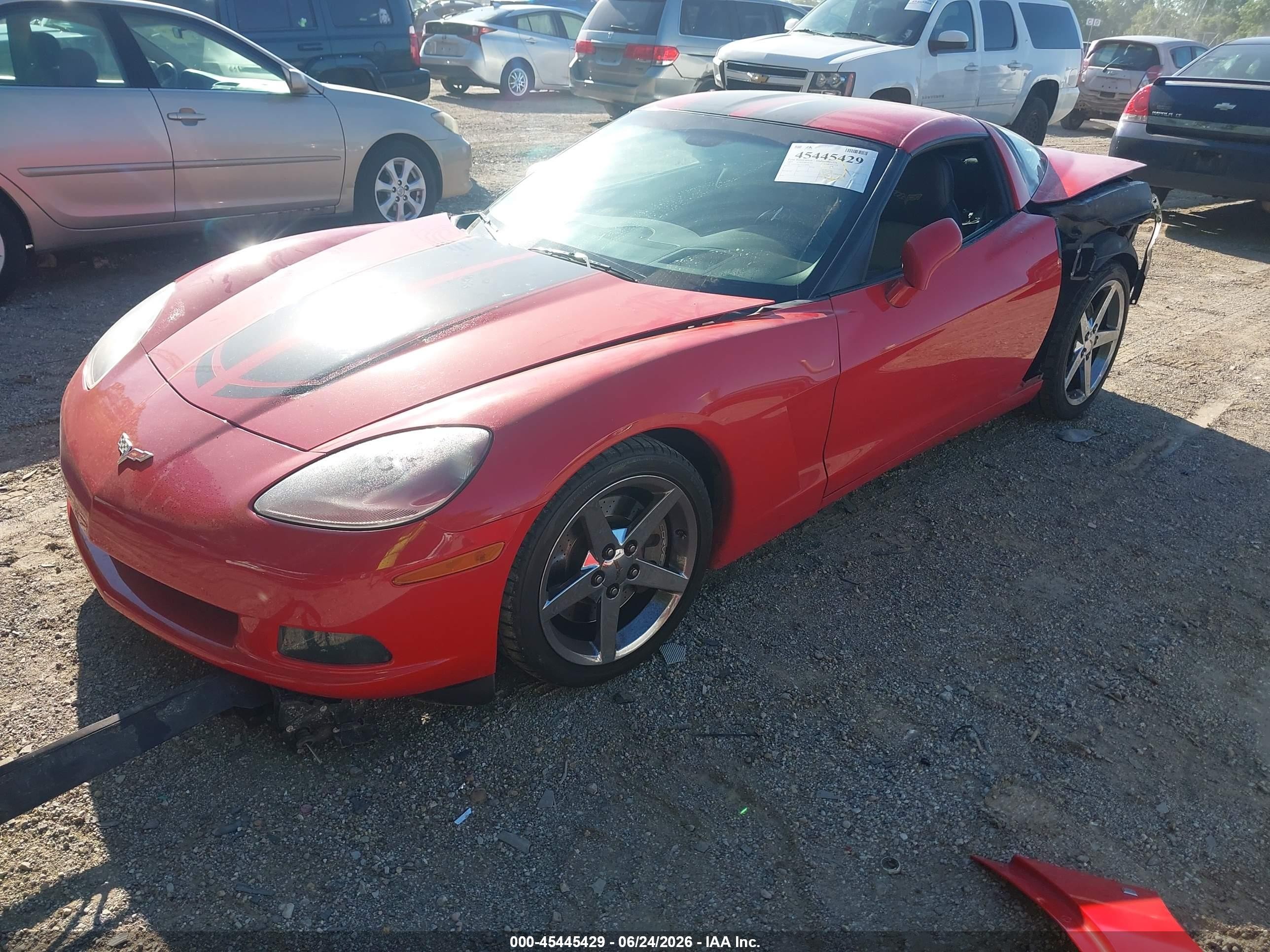 2007 Chevrolet Corvette   Red vin: 1G1YY26U175129288