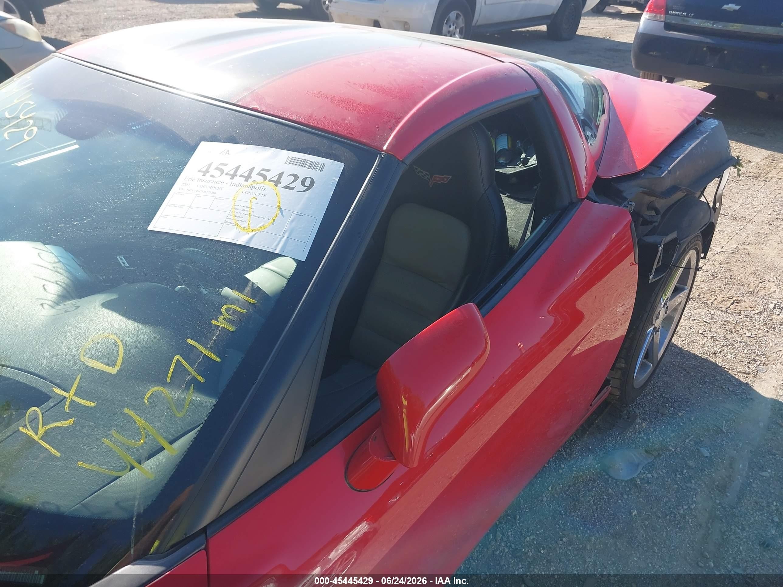 2007 Chevrolet Corvette   Red vin: 1G1YY26U175129288