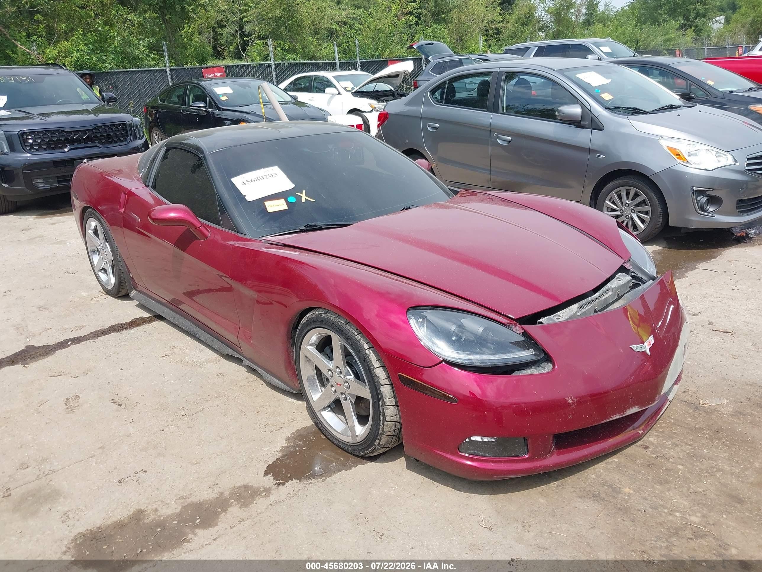 2006 Chevrolet Corvette   Red vin: 1G1YY26U265129265