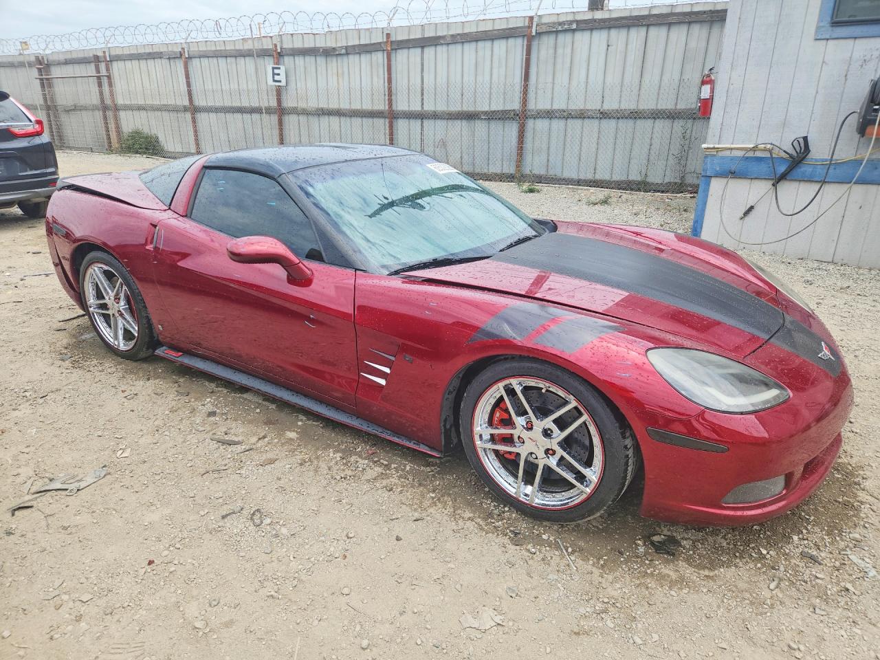 2007 Chevrolet Corvette Burgundy vin: 1G1YY26U375110175