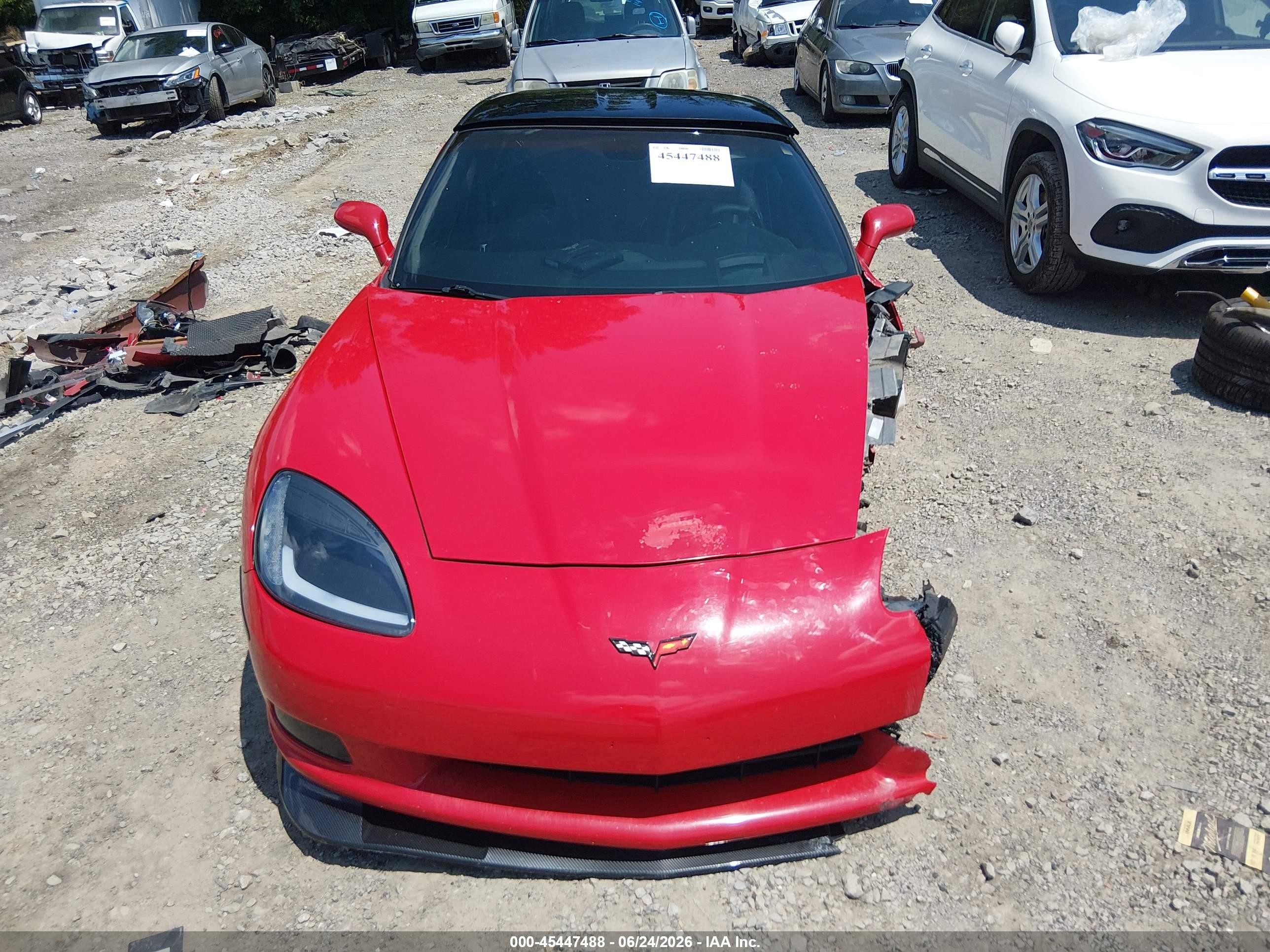 2006 Chevrolet Corvette Red vin: 1G1YY26U565121323
