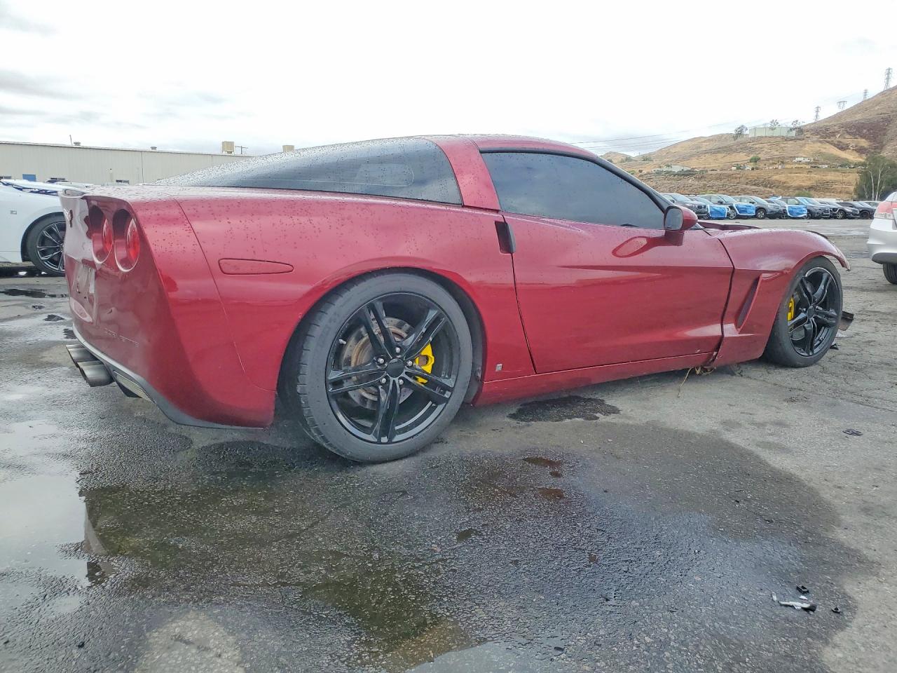 2007 Chevrolet Corvette Burgundy vin: 1G1YY26U675117184