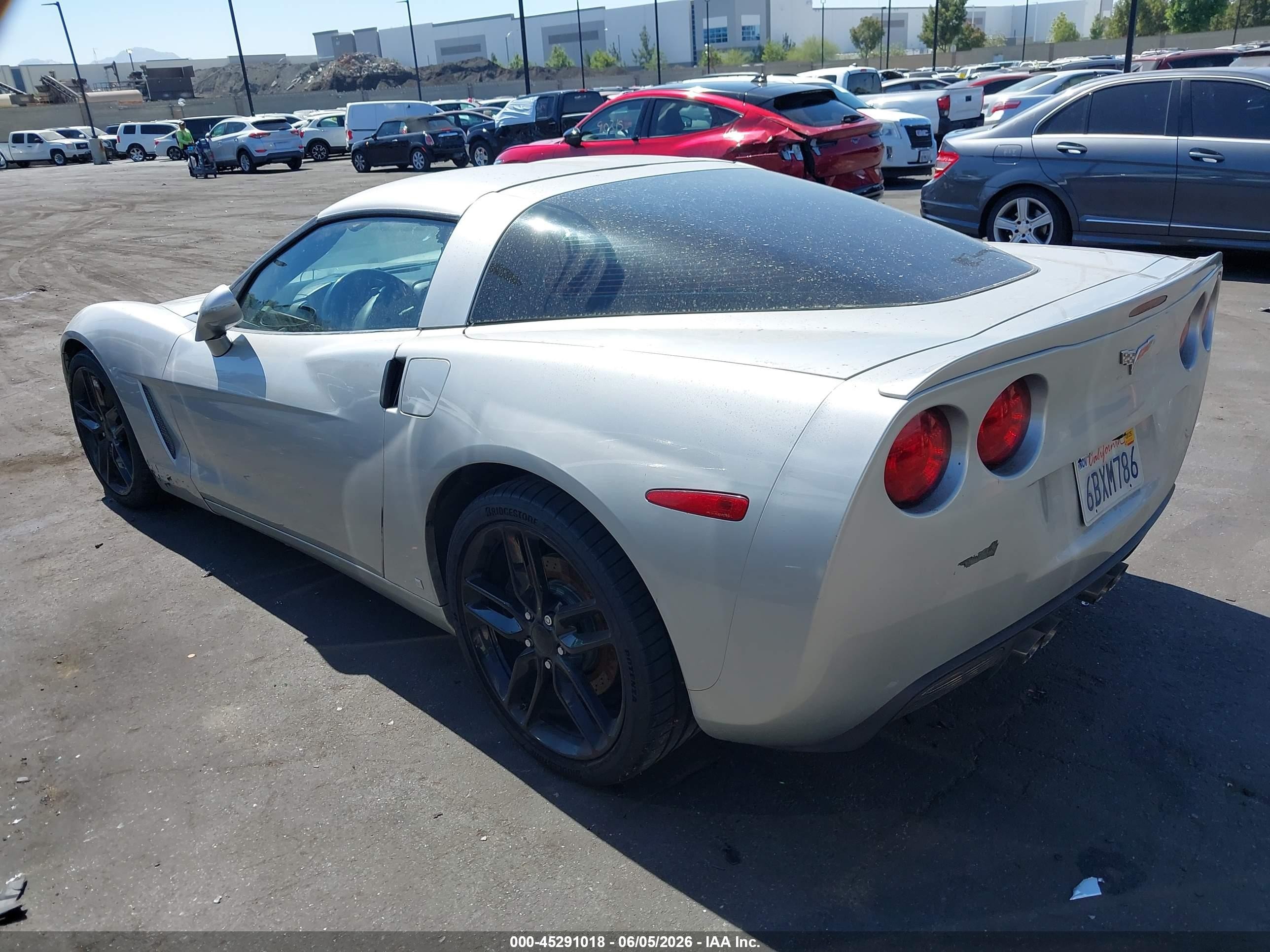 2007 Chevrolet Corvette   Silver vin: 1G1YY26U675127066