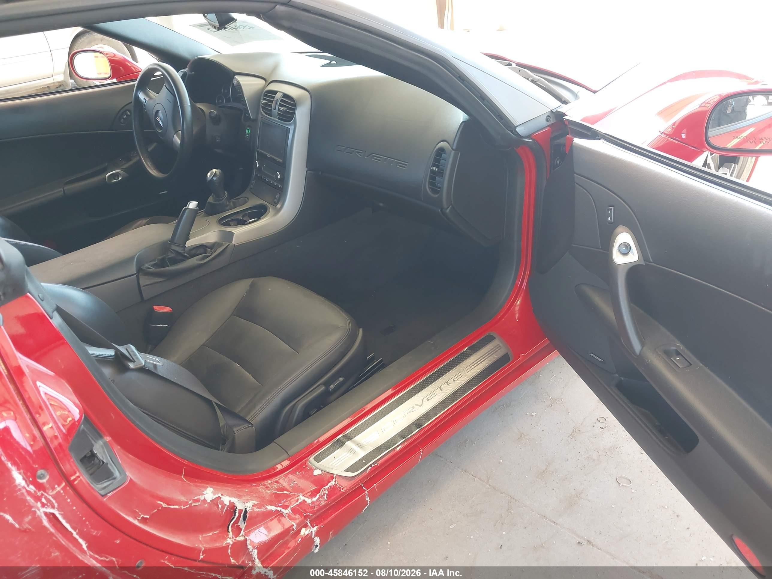 2007 Chevrolet Corvette   Red vin: 1G1YY26U775135225