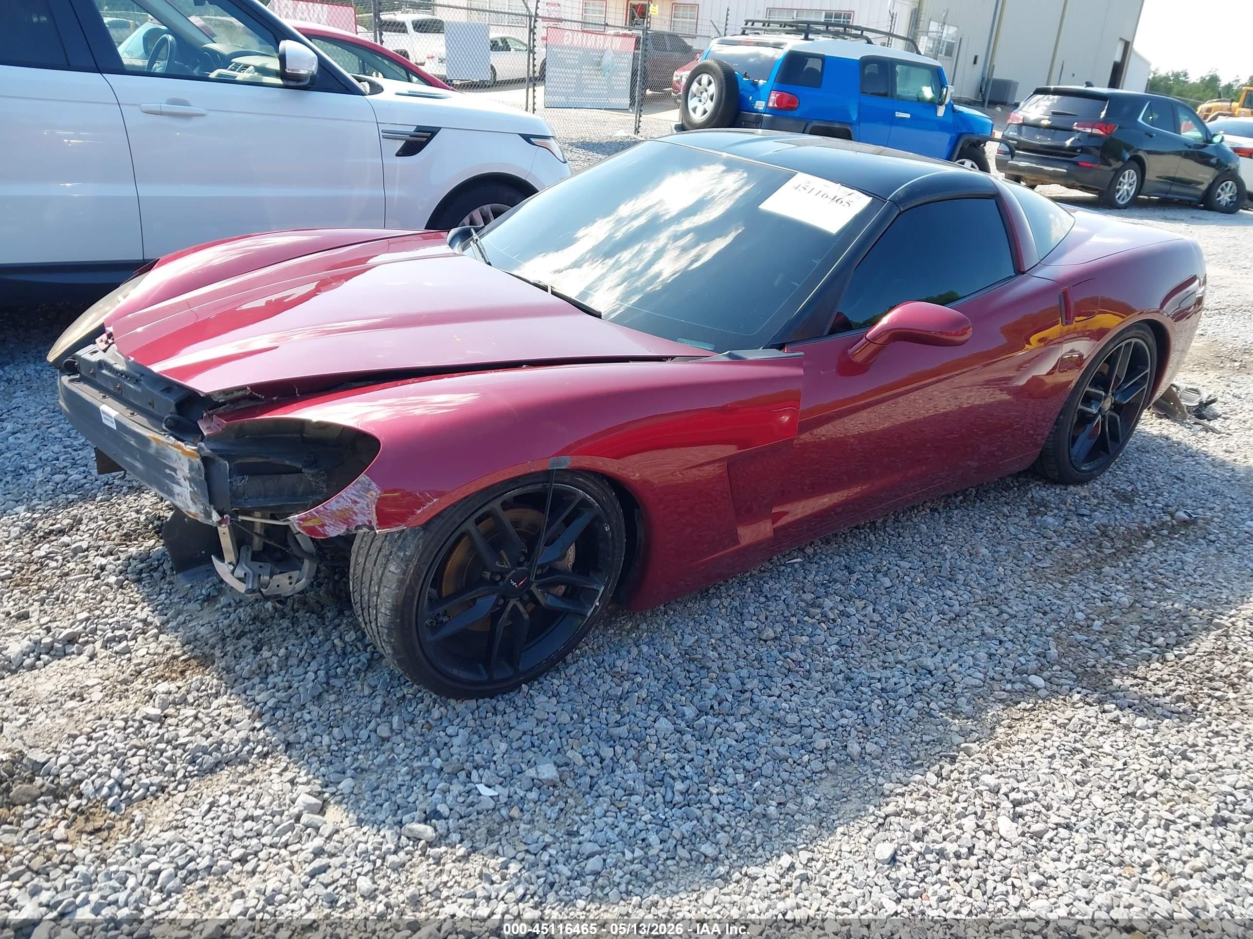 2006 Chevrolet Corvette   Red vin: 1G1YY26U865107268