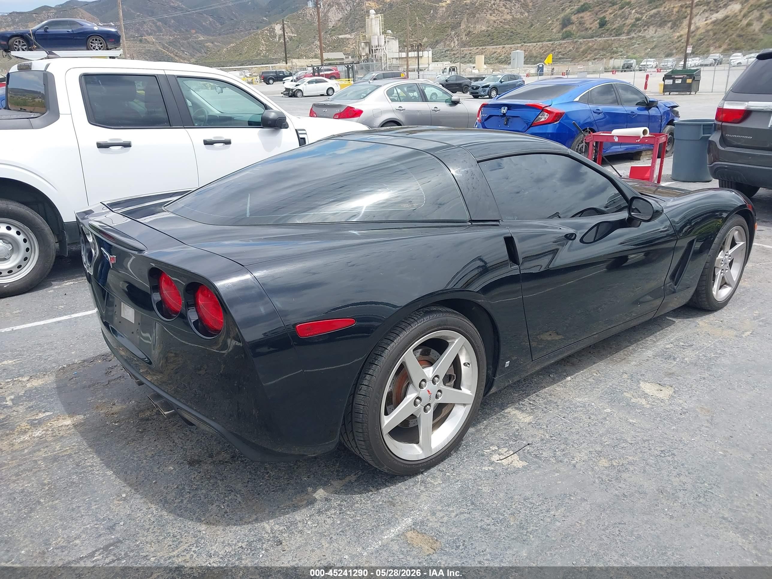 2006 Chevrolet Corvette   Black vin: 1G1YY26UX65126792