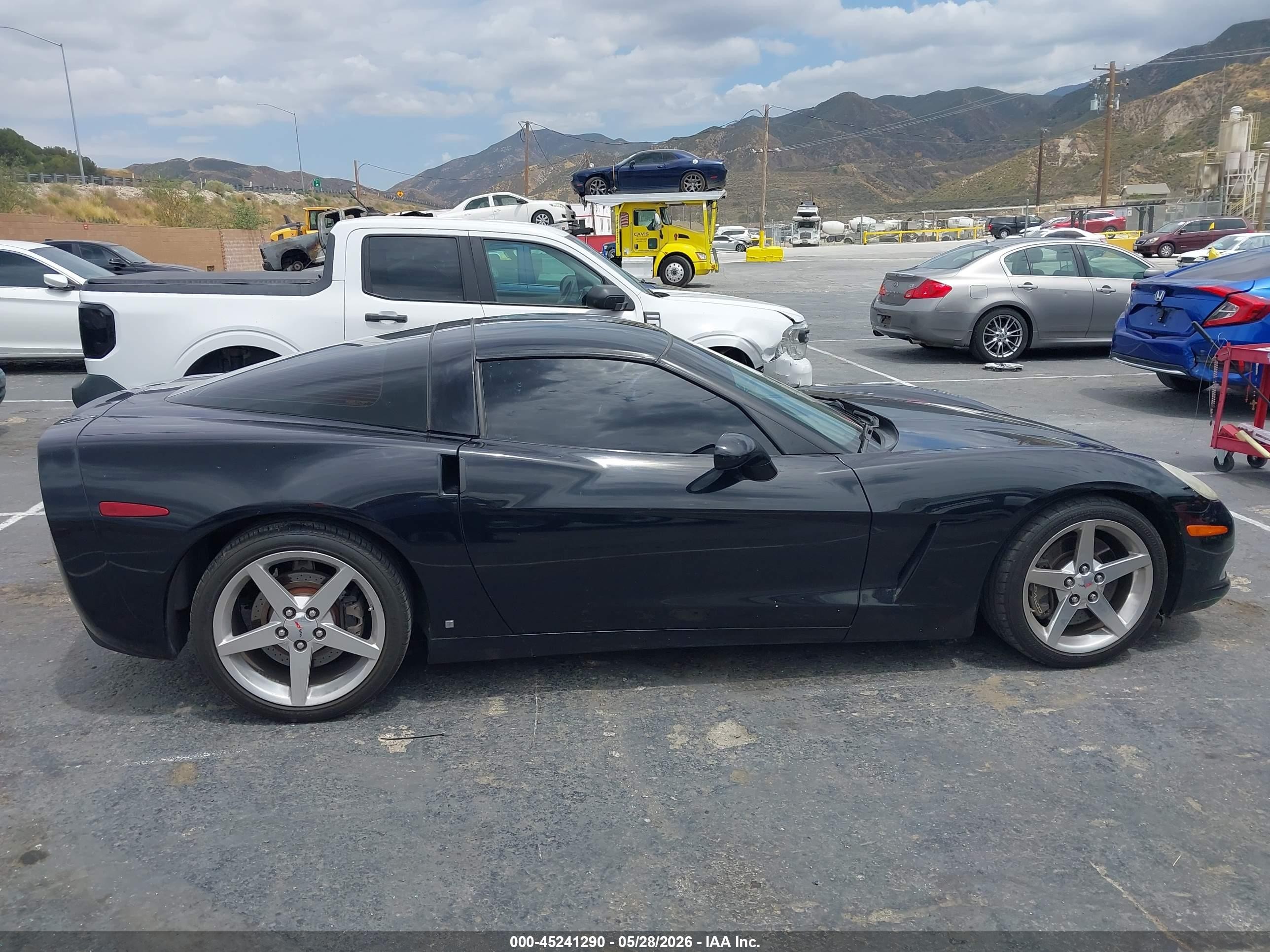 2006 Chevrolet Corvette   Black vin: 1G1YY26UX65126792