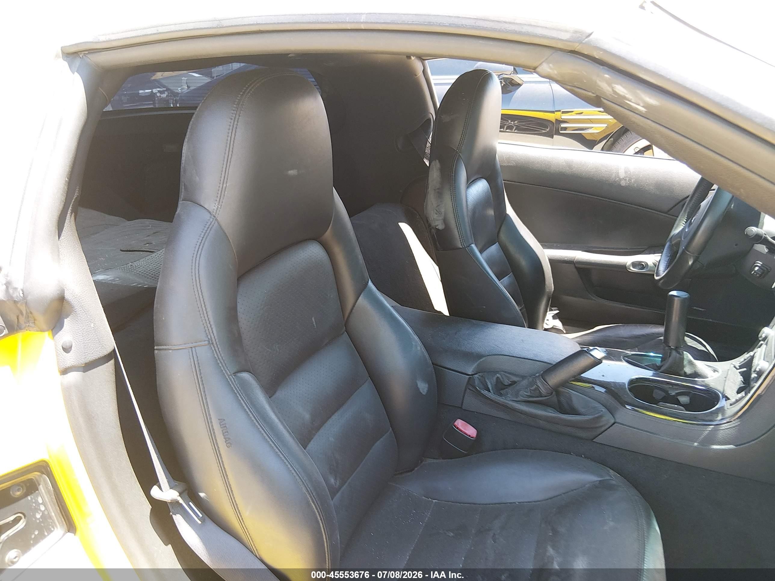 2006 Chevrolet Corvette   Желтый vin: 1G1YY26UX65129191