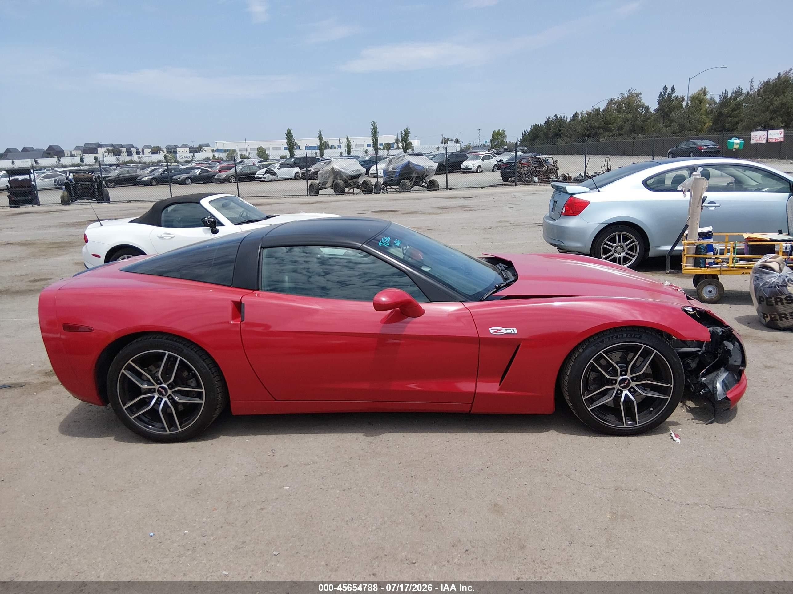 2007 Chevrolet Corvette   Burgundy vin: 1G1YY26UX75103630