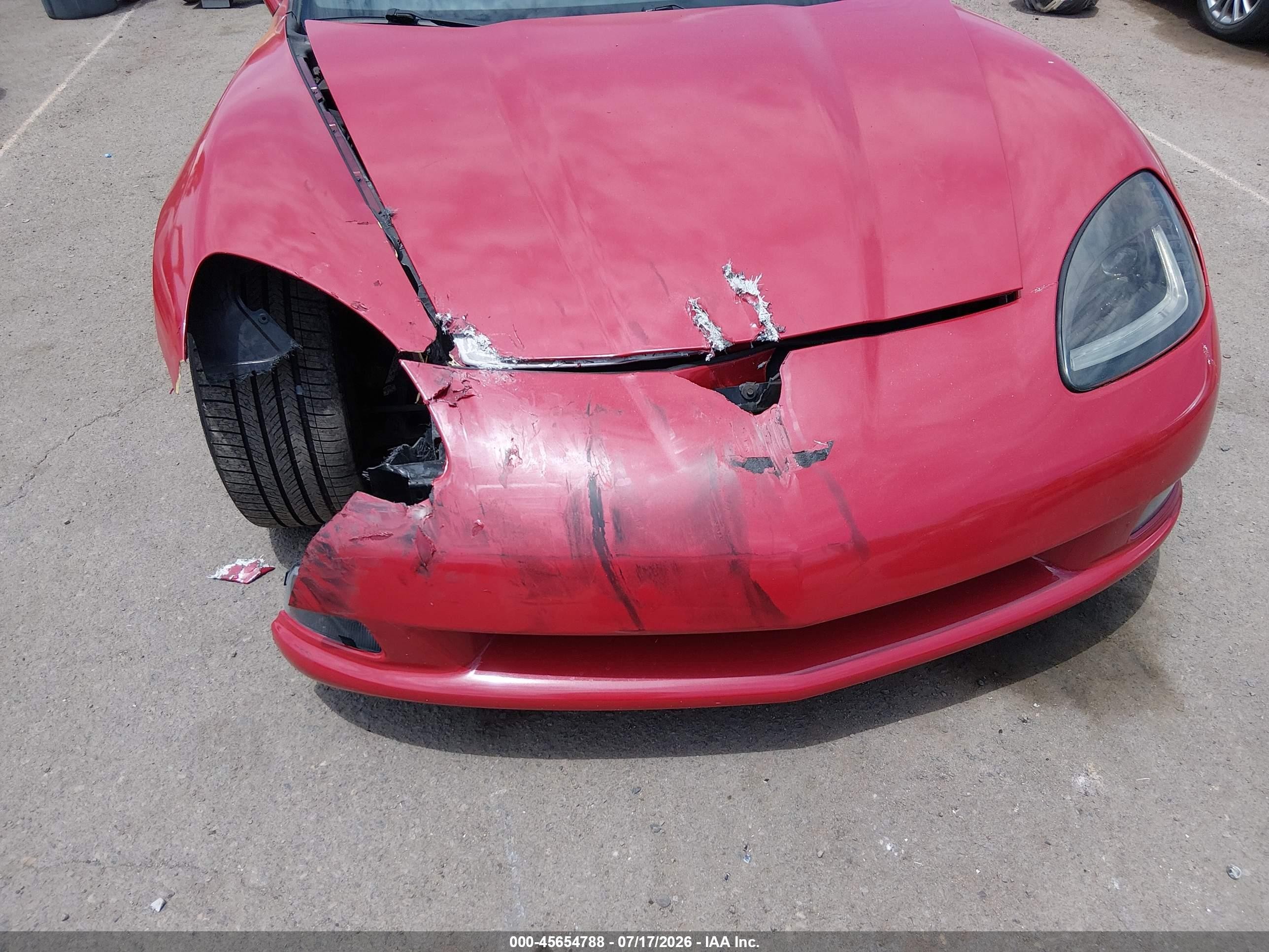 2007 Chevrolet Corvette   Burgundy vin: 1G1YY26UX75103630