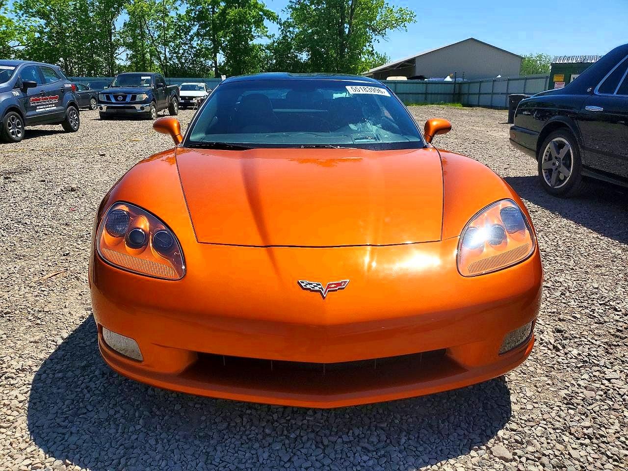 2007 Chevrolet Corvette Orange vin: 1G1YY26UX75104924