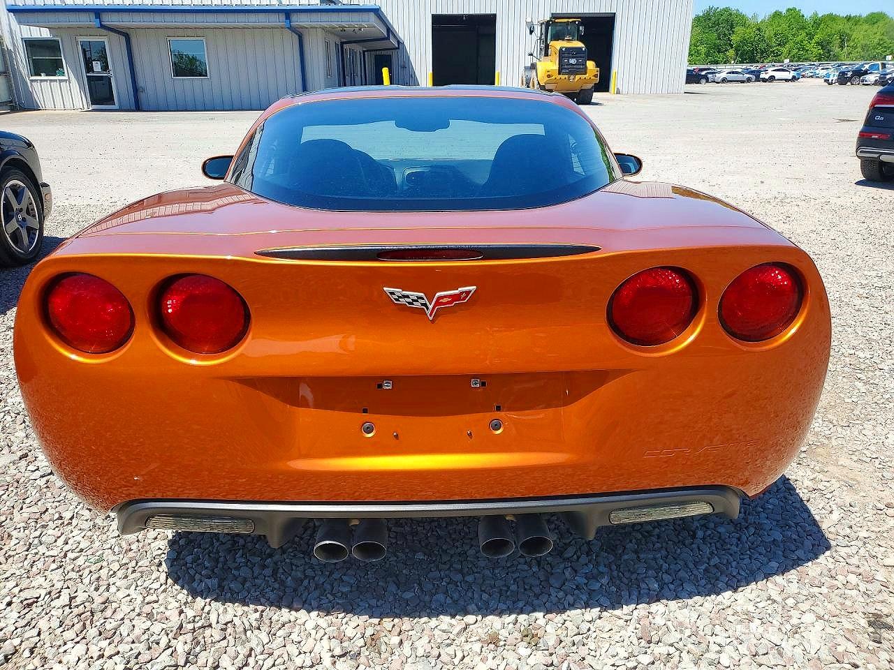 2007 Chevrolet Corvette Orange vin: 1G1YY26UX75104924