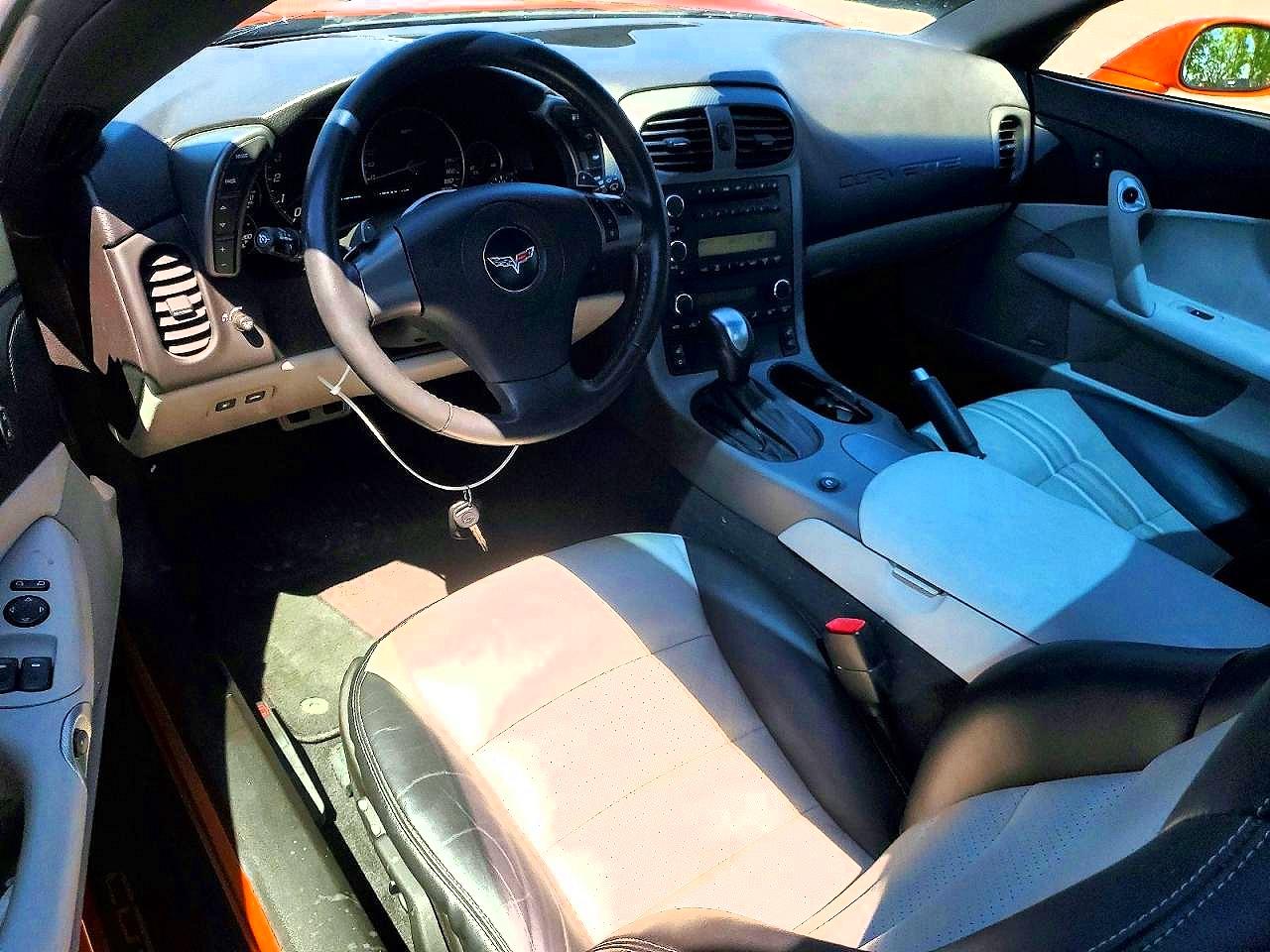 2007 Chevrolet Corvette Orange vin: 1G1YY26UX75104924