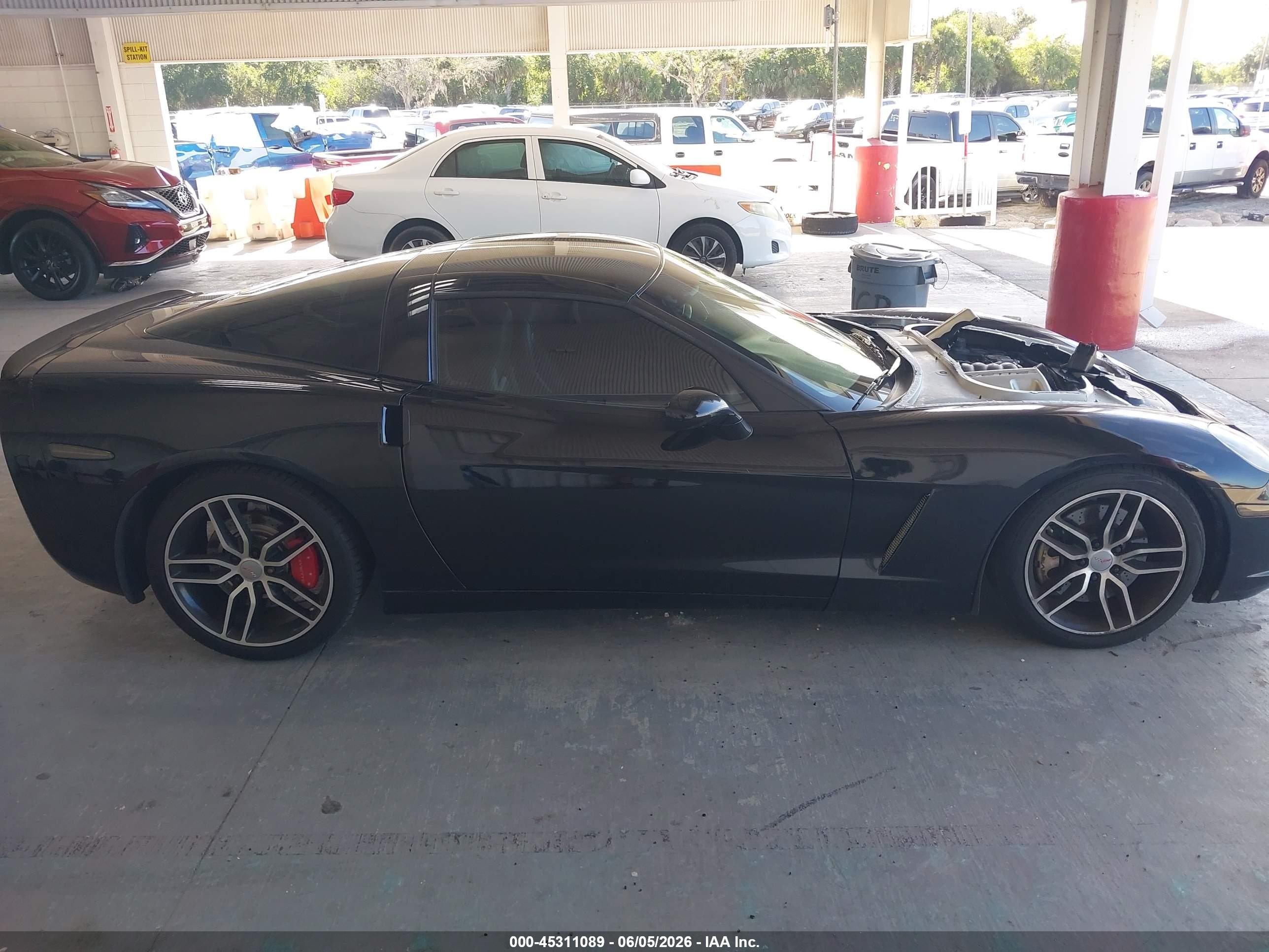 2008 Chevrolet Corvette   Black vin: 1G1YY26W285104113