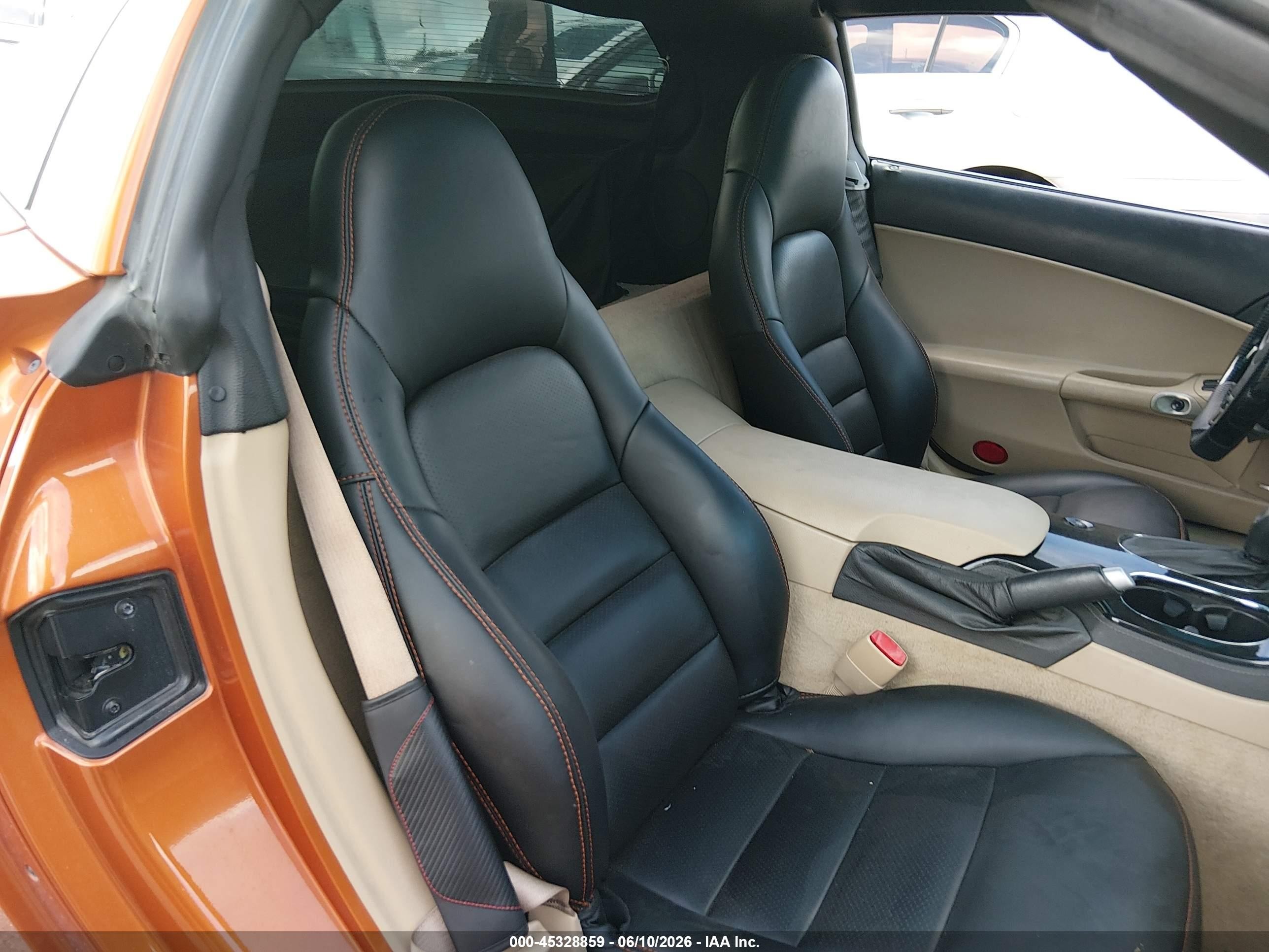 2008 Chevrolet Corvette   Orange vin: 1G1YY26W285104287