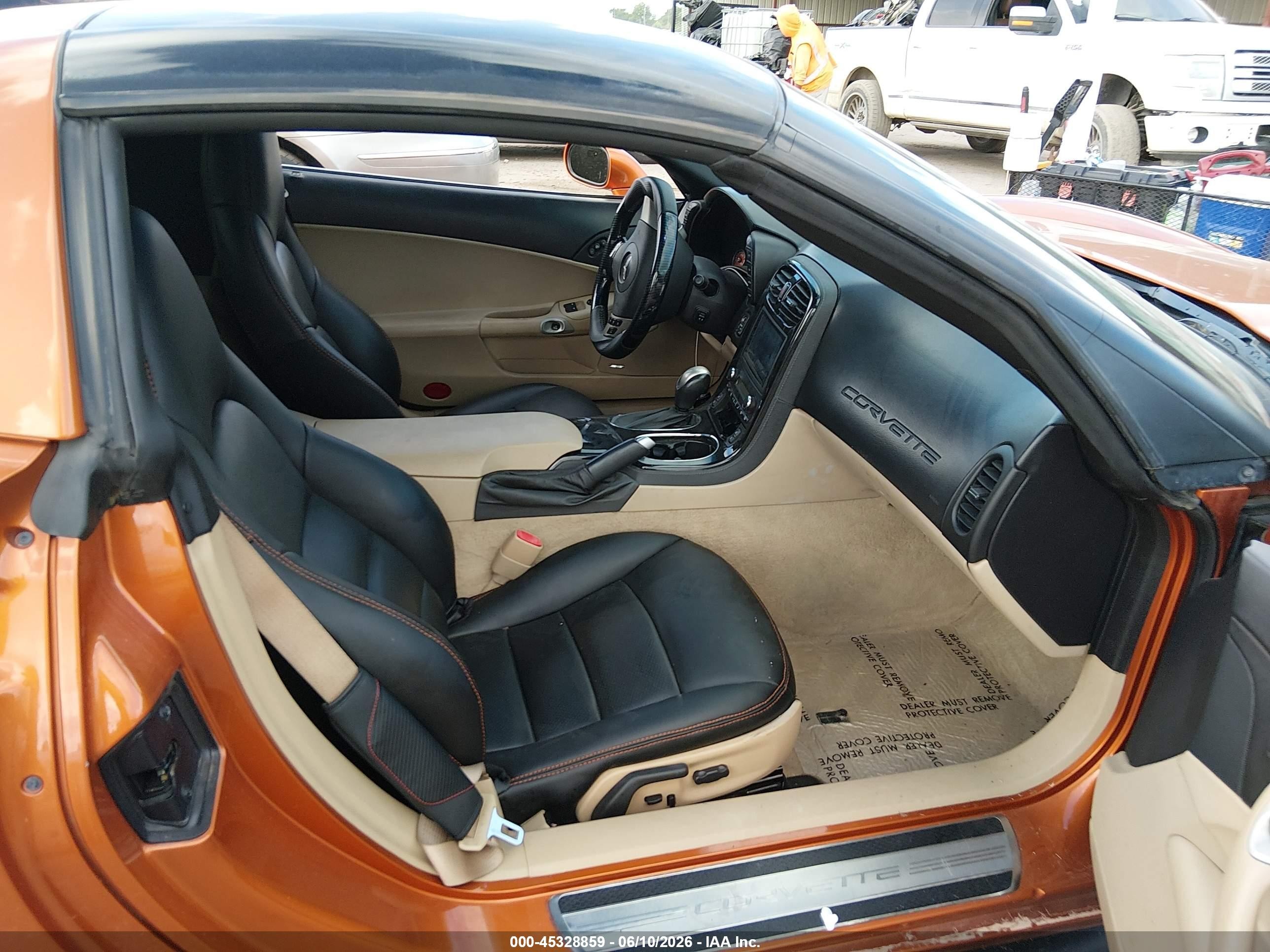 2008 Chevrolet Corvette   Orange vin: 1G1YY26W285104287