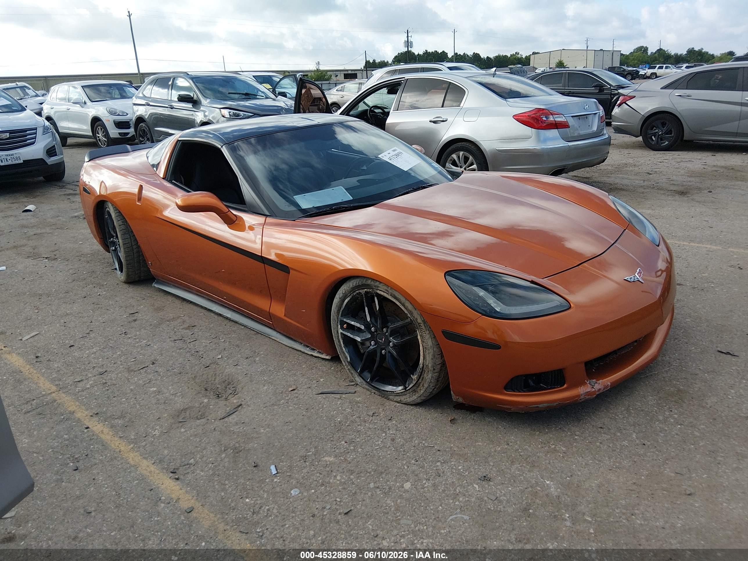 2008 Chevrolet Corvette   Orange vin: 1G1YY26W285104287