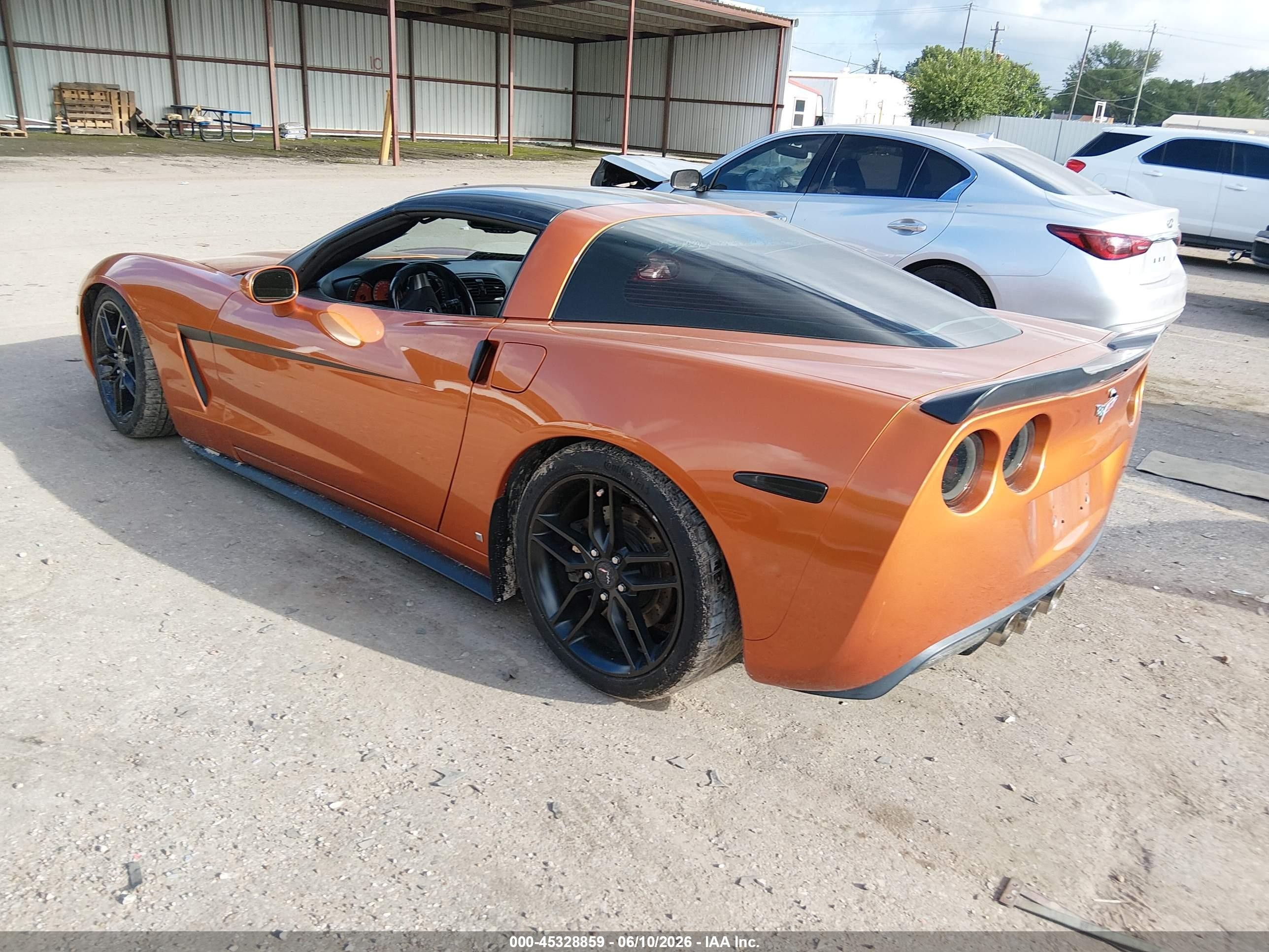 2008 Chevrolet Corvette   Orange vin: 1G1YY26W285104287