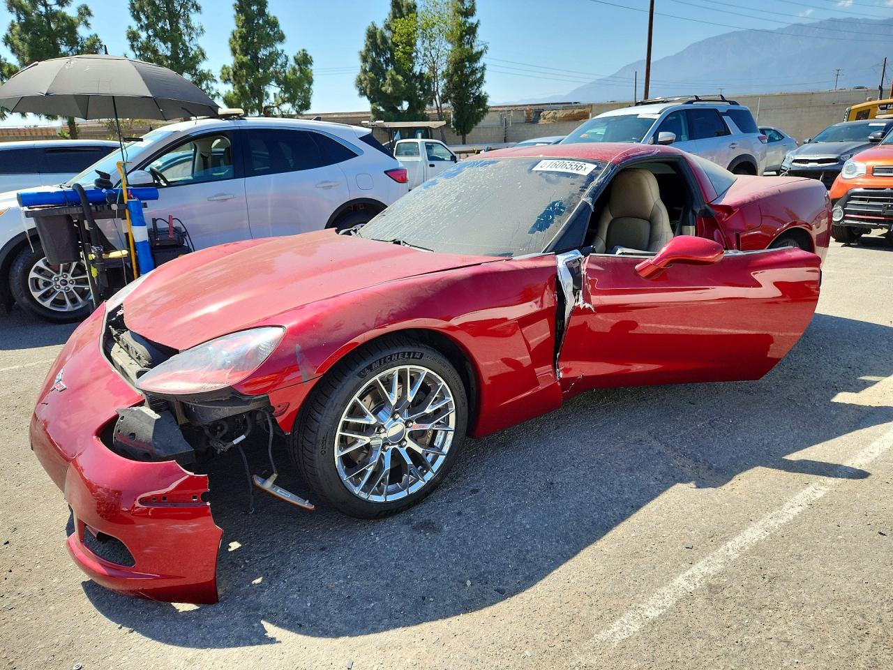 2008 Chevrolet Corvette Red vin: 1G1YY26W285125611
