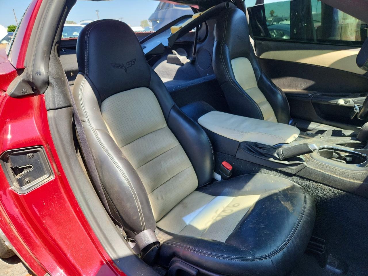 2008 Chevrolet Corvette Red vin: 1G1YY26W685120492