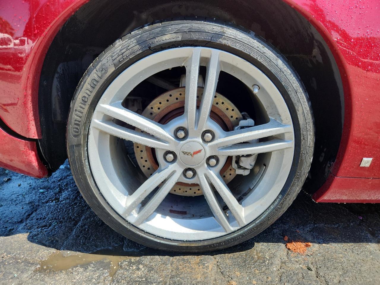 2008 Chevrolet Corvette Red vin: 1G1YY26W685120492 Damage: Right Rear Wheel, Curb Rash, 1/2 To 1 Inch