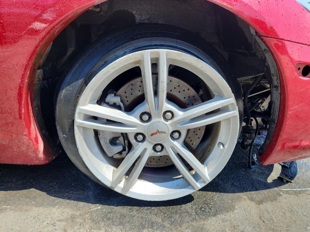 2008 Chevrolet Corvette Red vin: 1G1YY26W685120492 Damage: Right Front Wheel, Curb Rash, > 12 Inches
