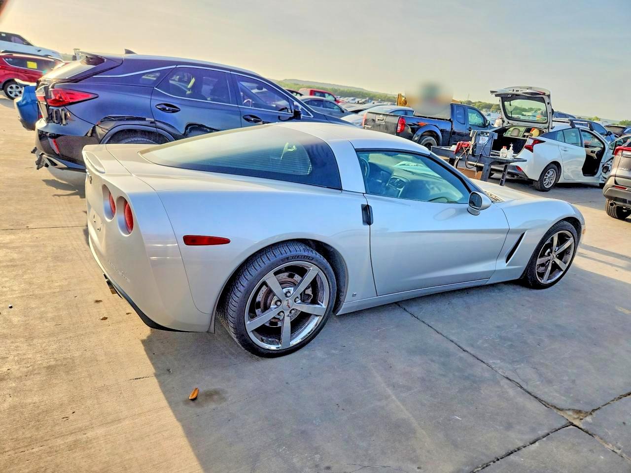 2009 Chevrolet Corvette Silver vin: 1G1YY26W695101295