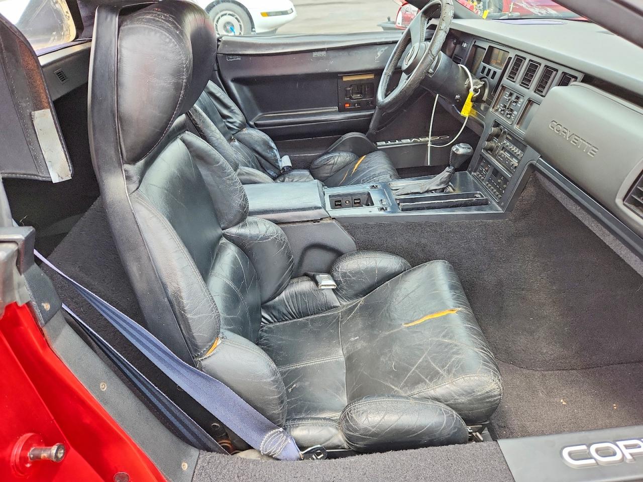 1989 Chevrolet Corvette Red vin: 1G1YY3181K5111009