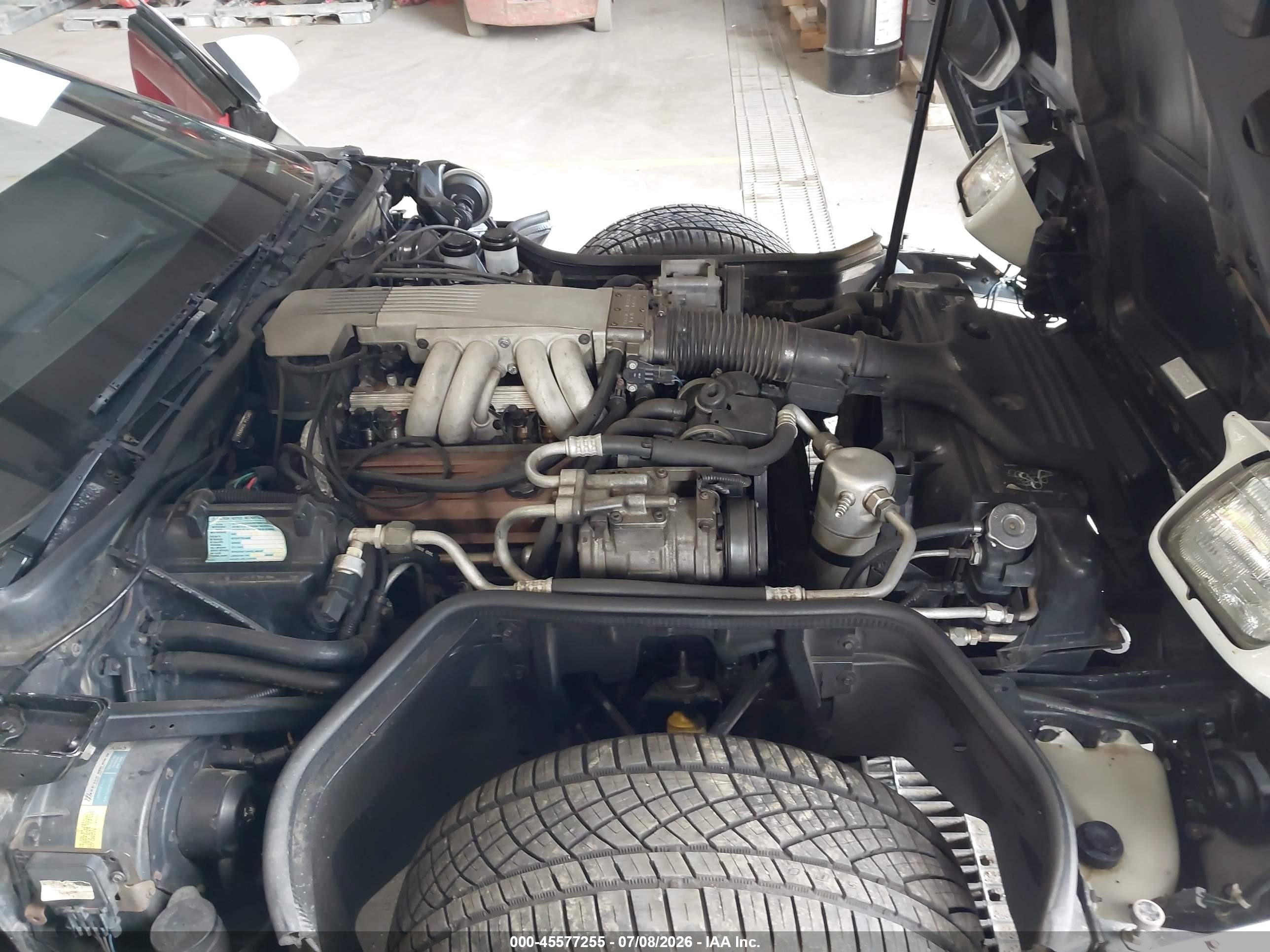 1989 Chevrolet Corvette   Белый vin: 1G1YY3187K5124301