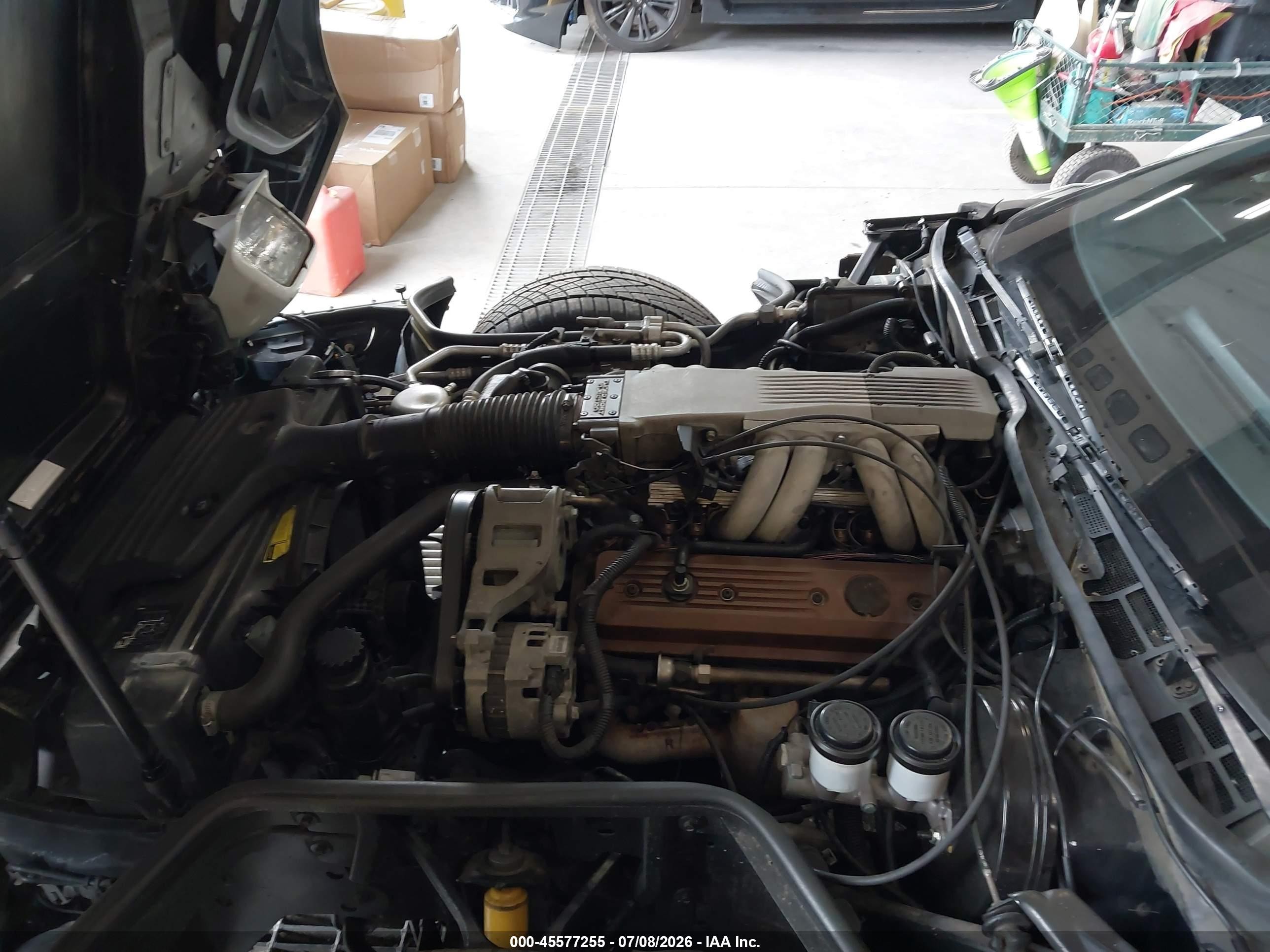 1989 Chevrolet Corvette   Белый vin: 1G1YY3187K5124301