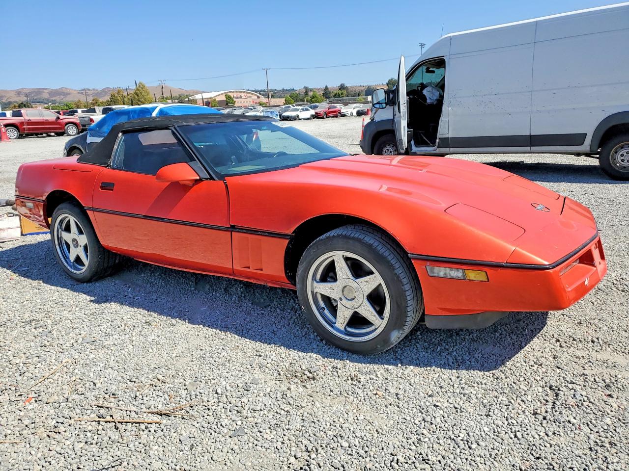 1988 Chevrolet Corvette Orange vin: 1G1YY3188J5118330