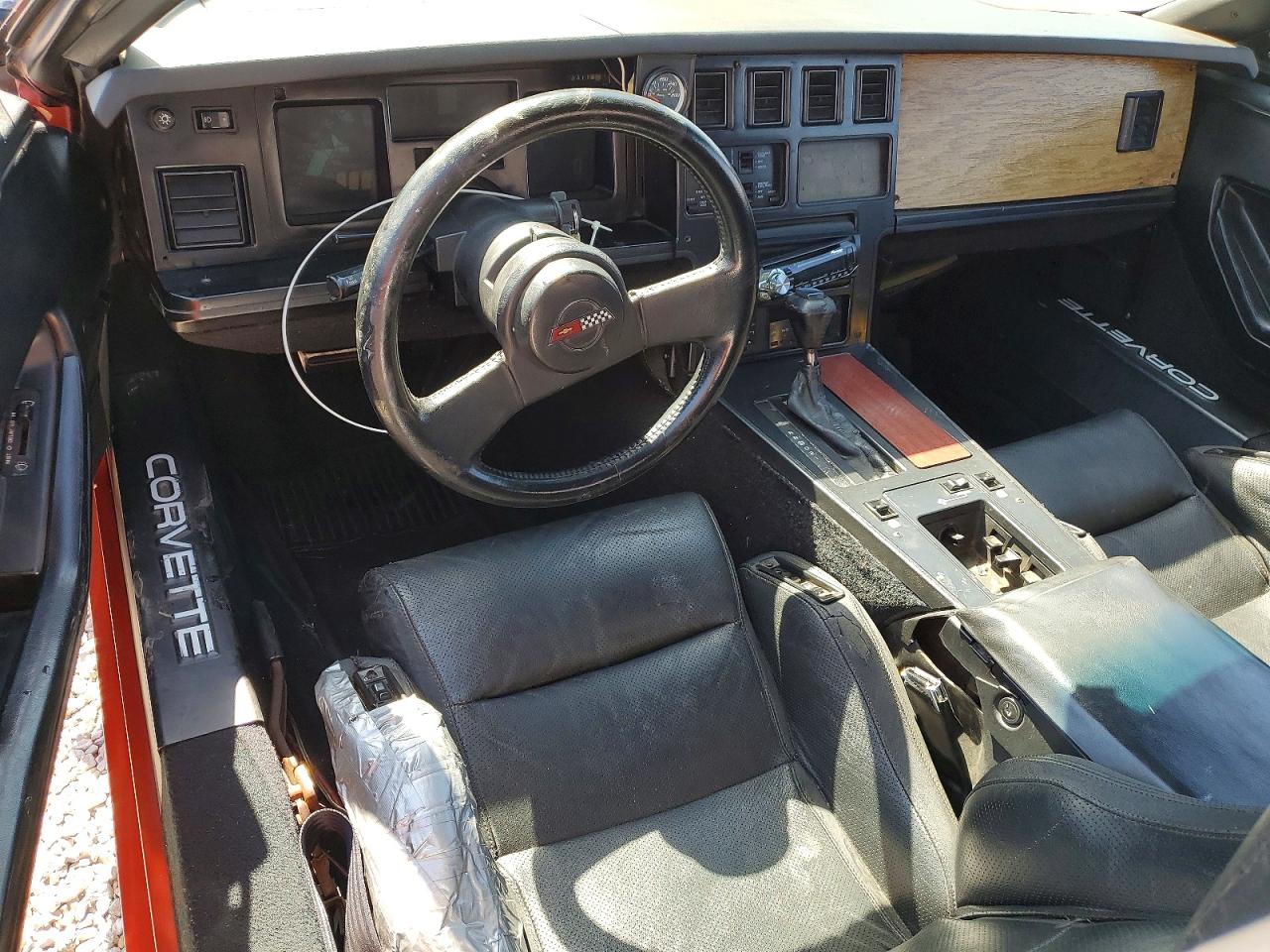 1988 Chevrolet Corvette Orange vin: 1G1YY3188J5118330
