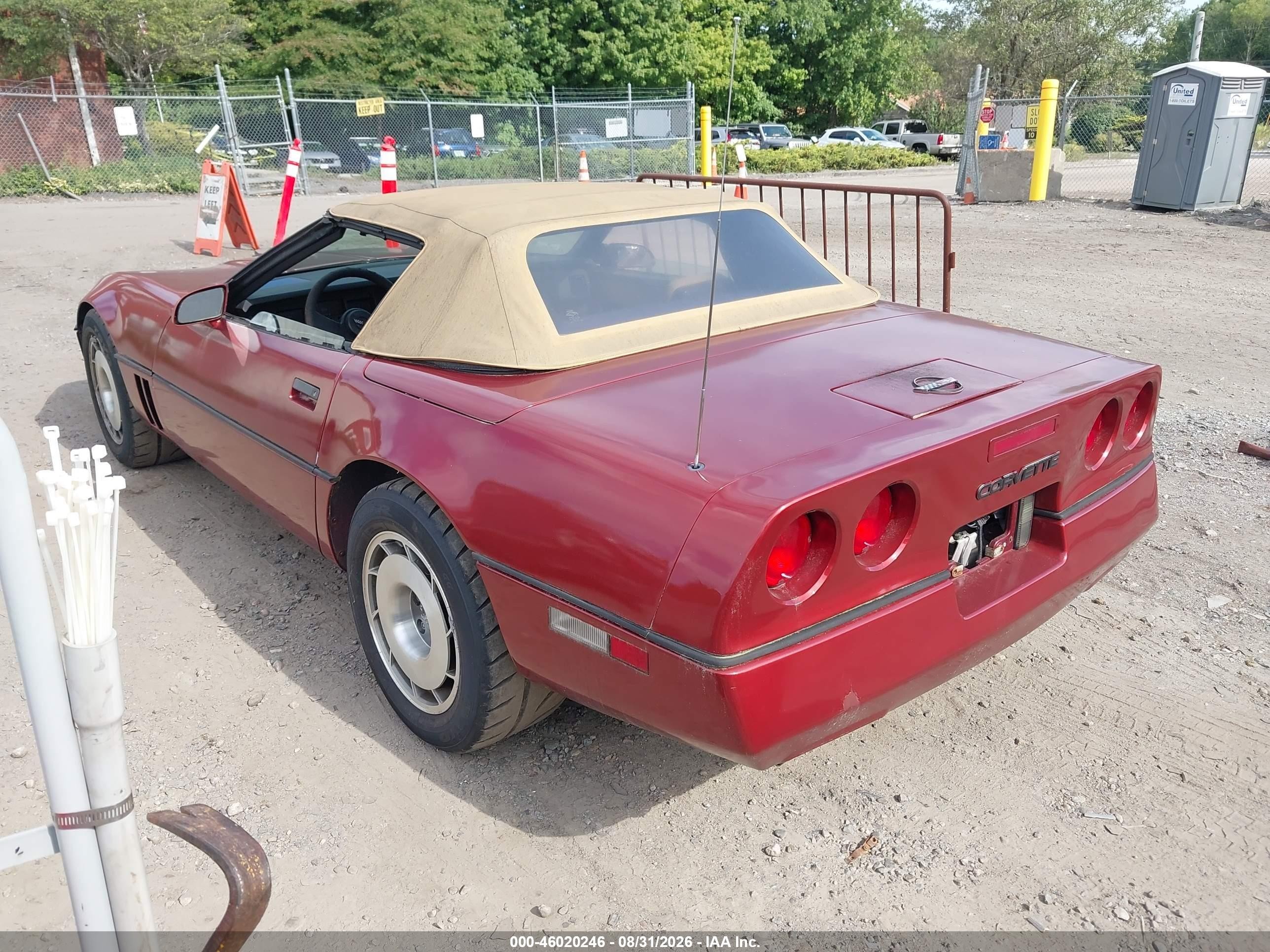 1987 Chevrolet Corvette   Burgundy vin: 1G1YY3189H5115642