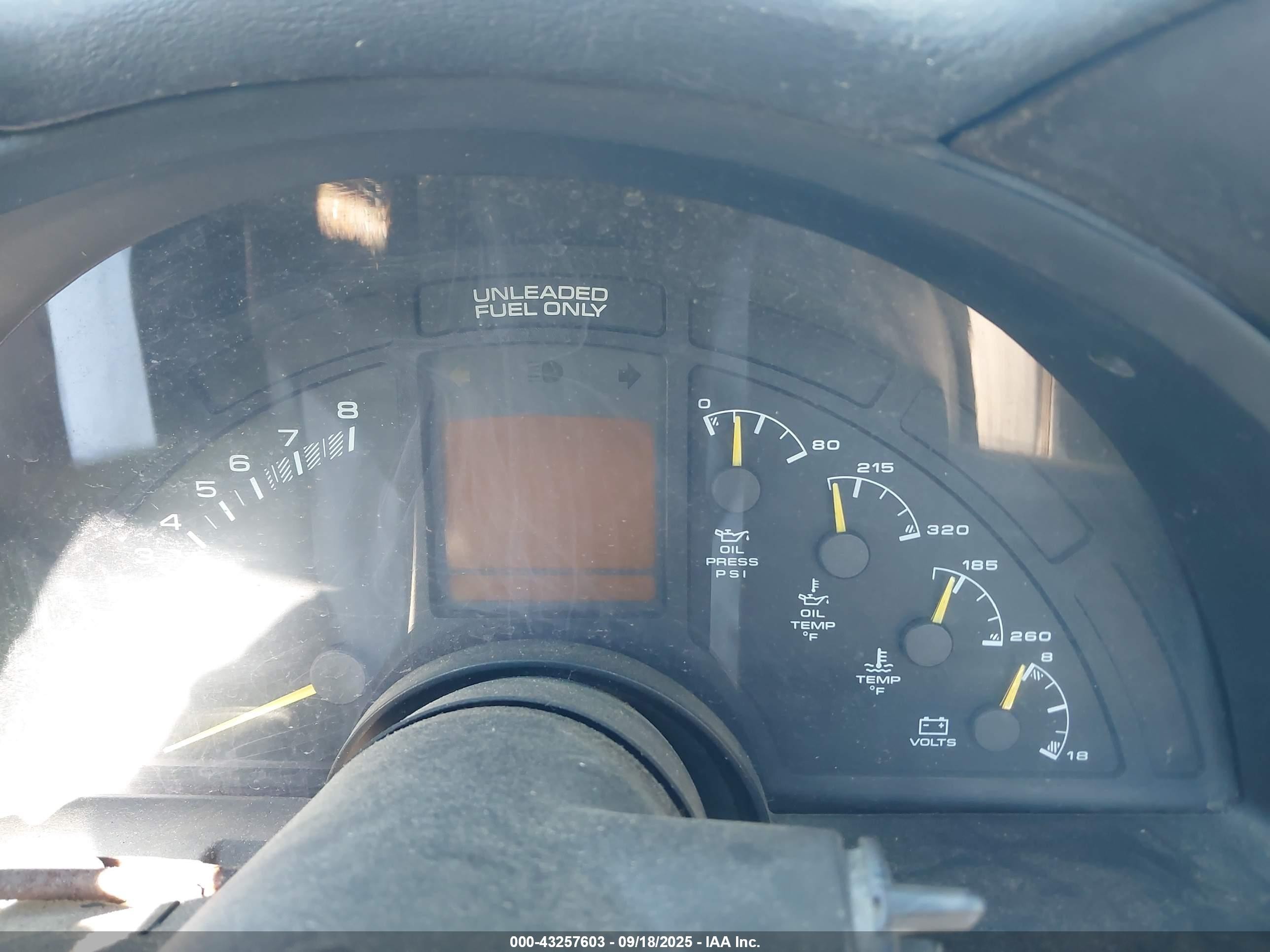 1996 Chevrolet Corvette   Серебряный vin: 1G1YY3258T5114303