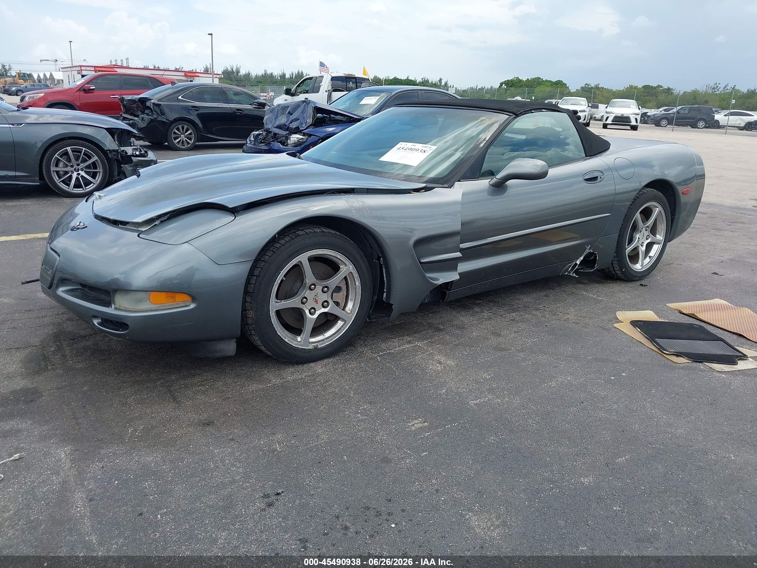 2003 Chevrolet Corvette   Gray vin: 1G1YY32G035104222