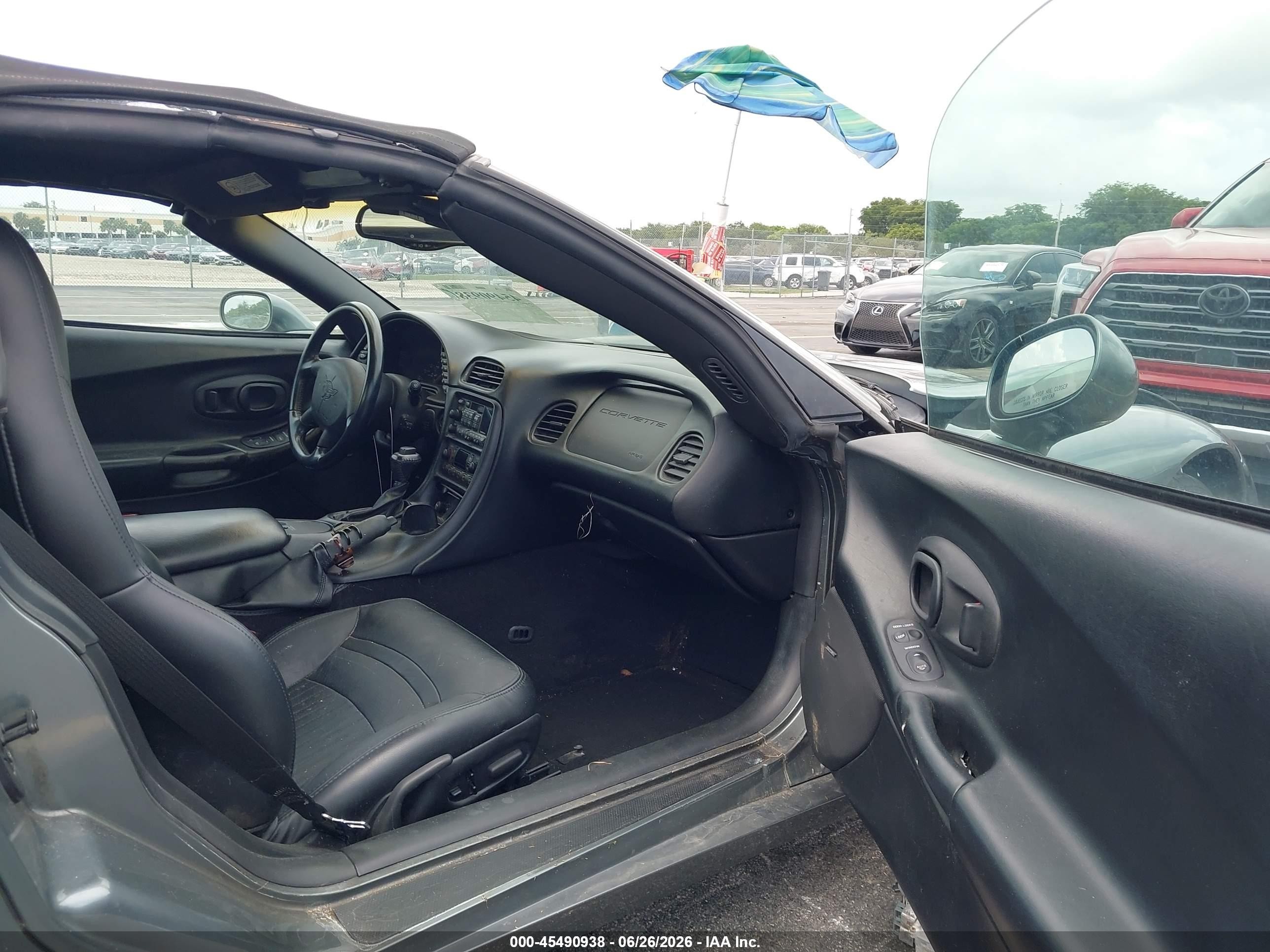 2003 Chevrolet Corvette   Gray vin: 1G1YY32G035104222