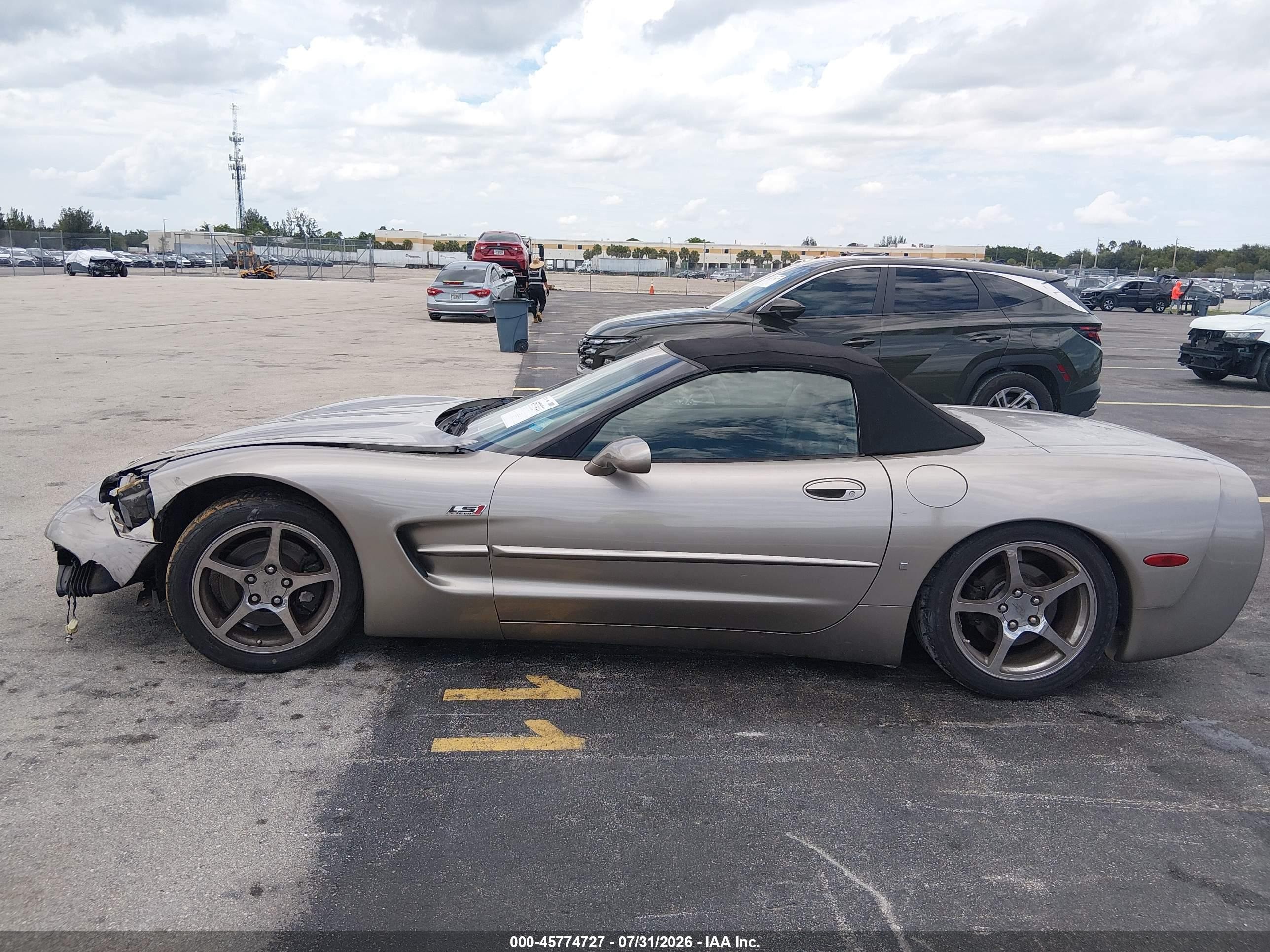 1998 Chevrolet Corvette   Gray vin: 1G1YY32G0W5113765