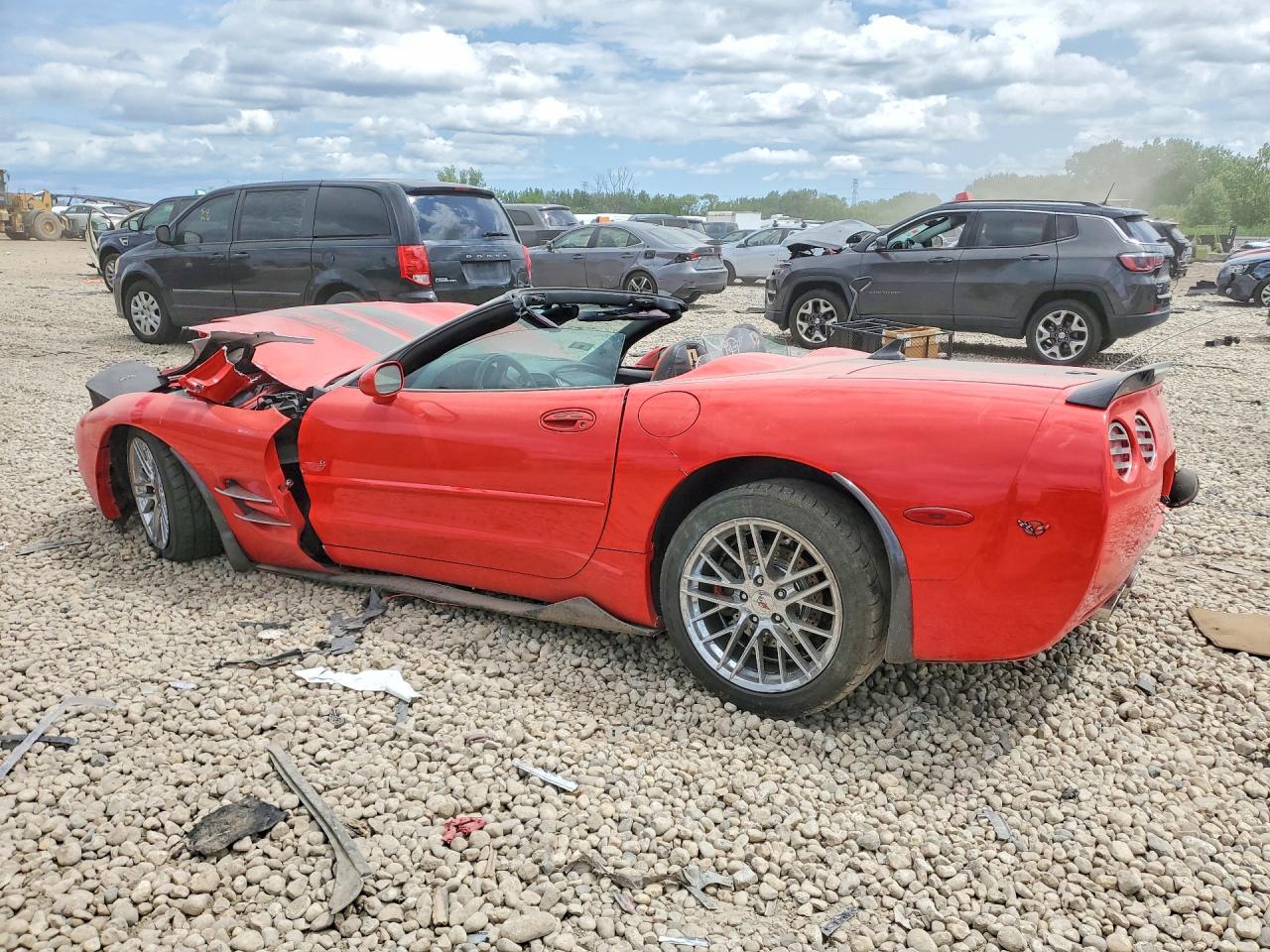 2000 Chevrolet Corvette Красный vin: 1G1YY32G1Y5124888