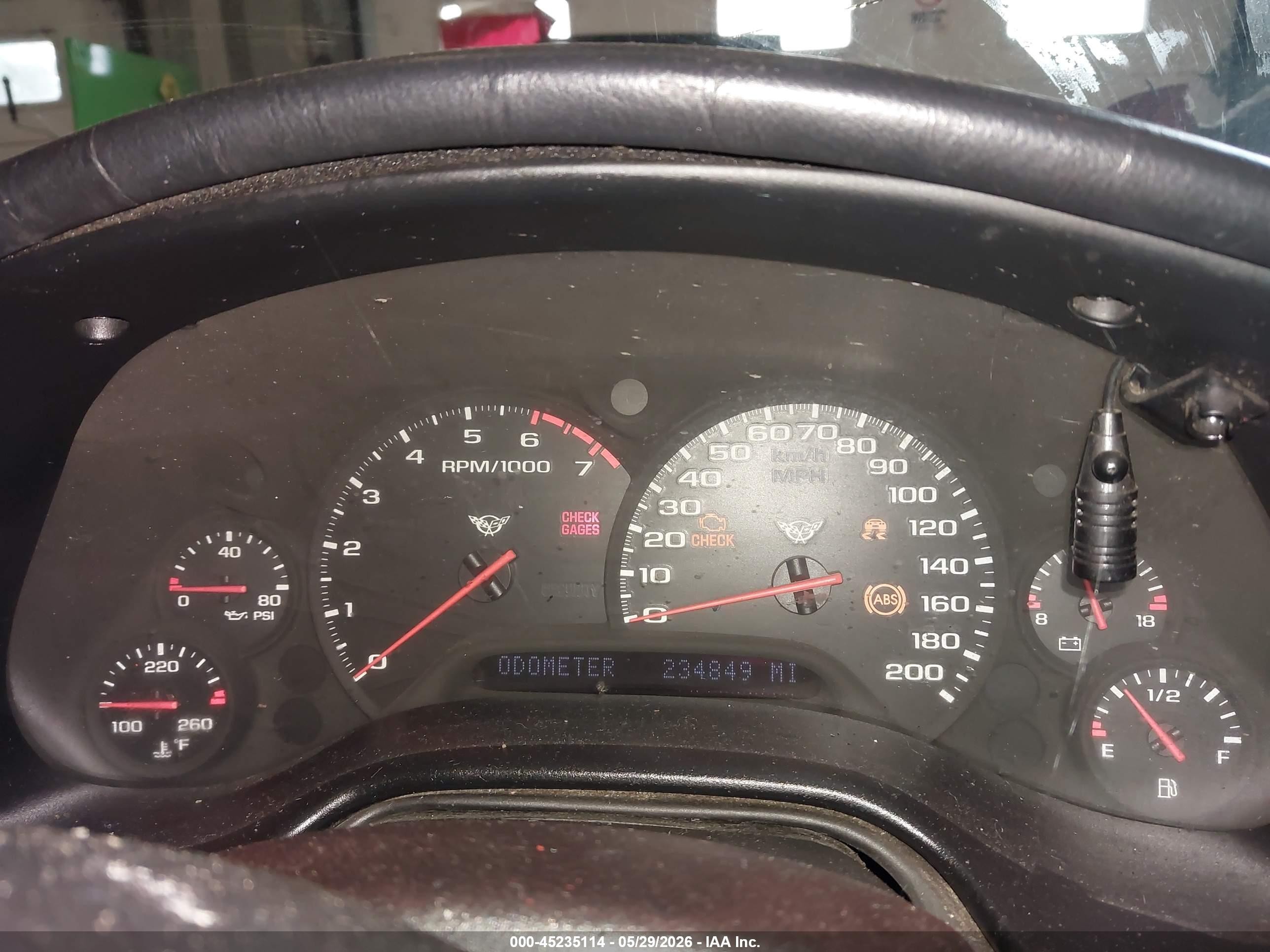 2001 Chevrolet Corvette   Black vin: 1G1YY32G215119415