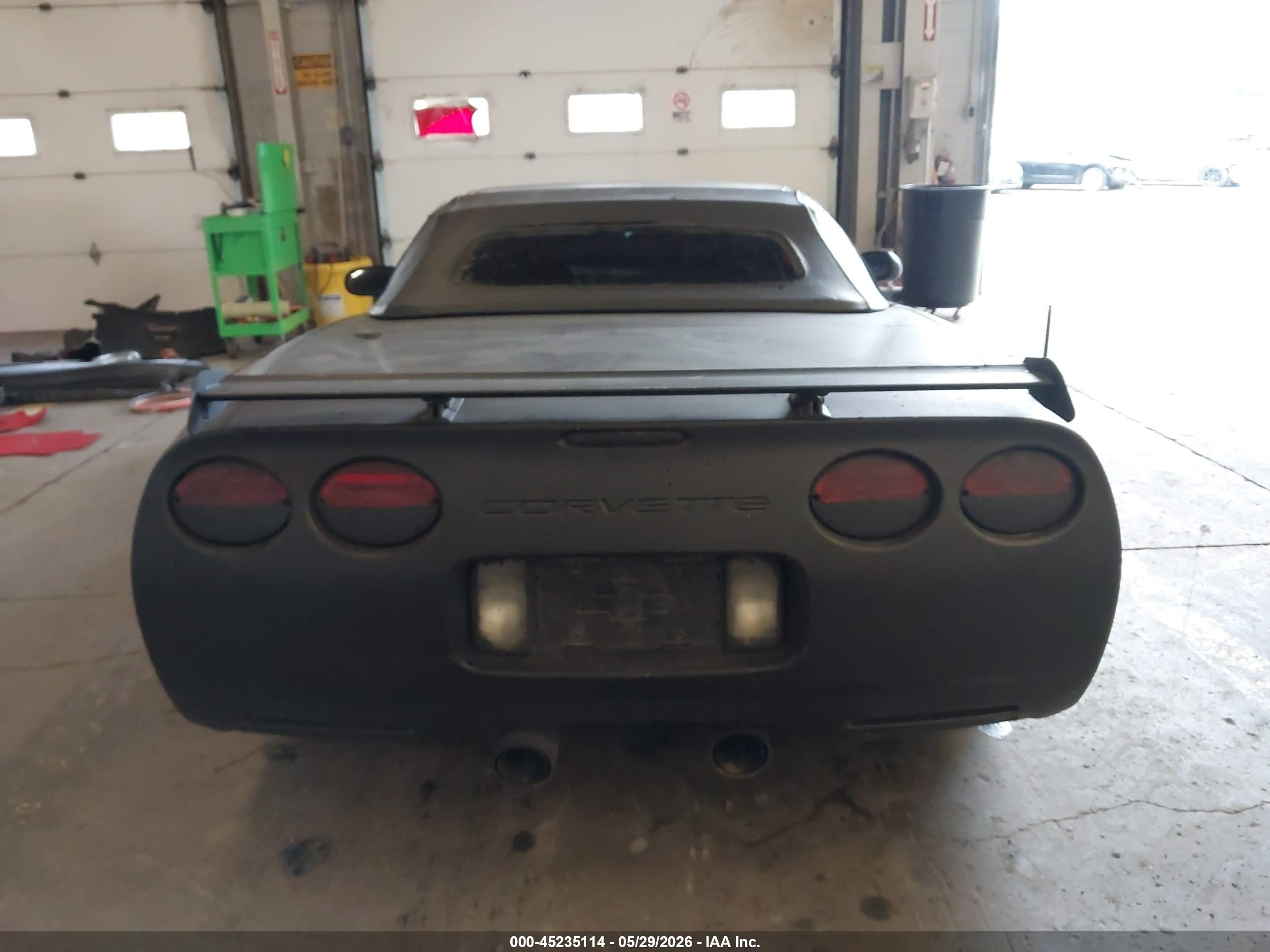 2001 Chevrolet Corvette   Black vin: 1G1YY32G215119415
