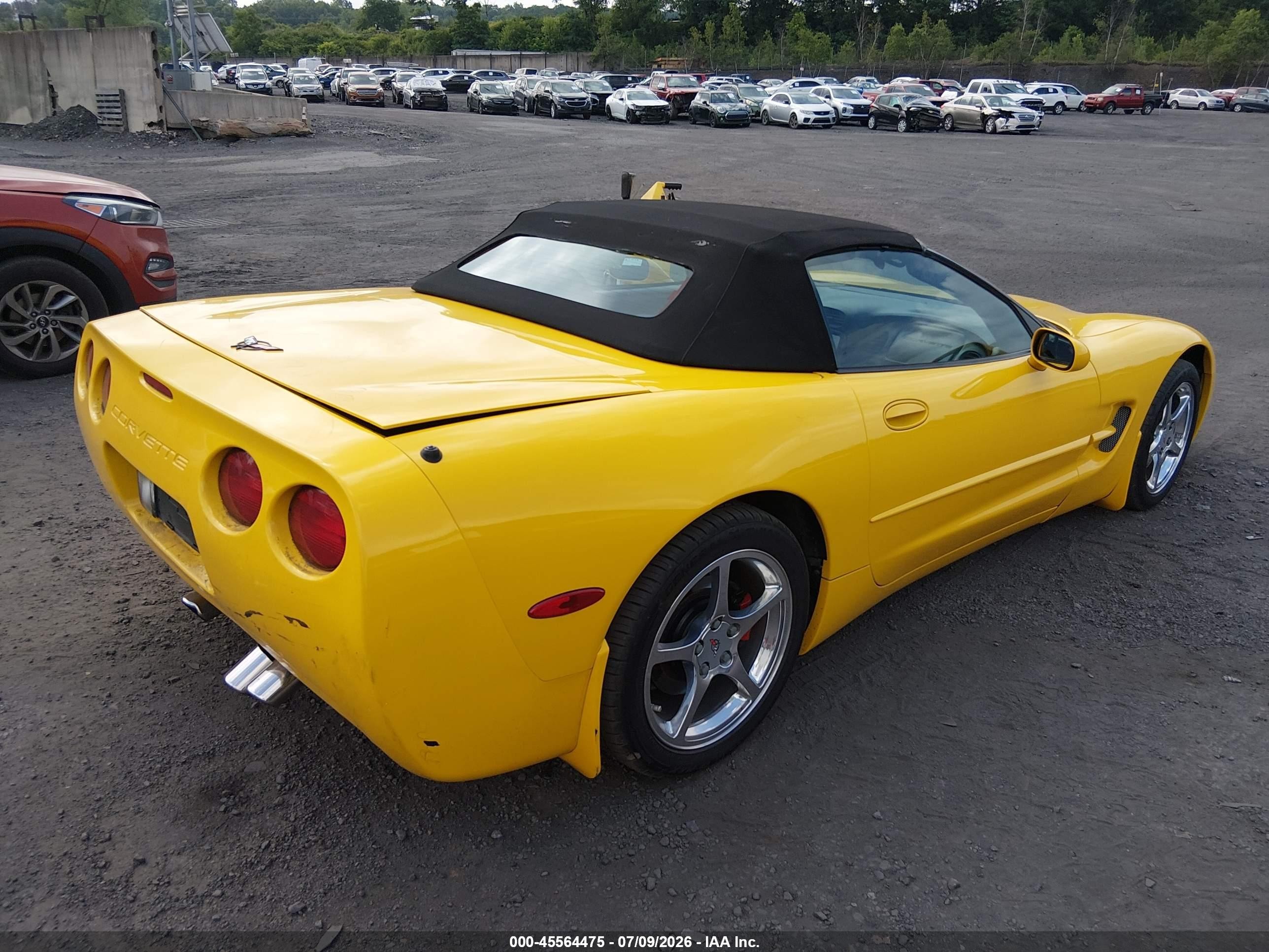 2002 Chevrolet Corvette   Yellow vin: 1G1YY32G225121926