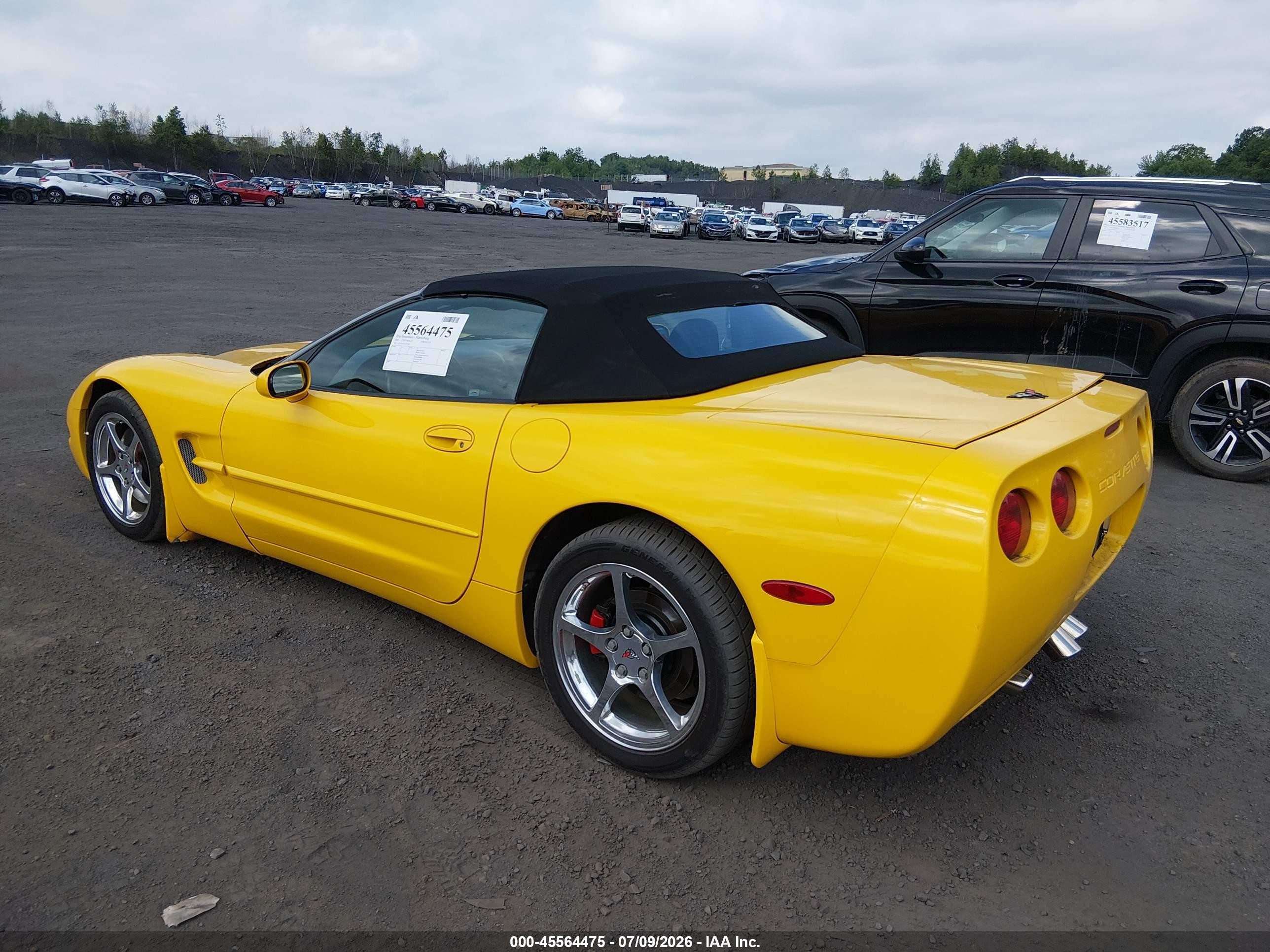 2002 Chevrolet Corvette   Yellow vin: 1G1YY32G225121926