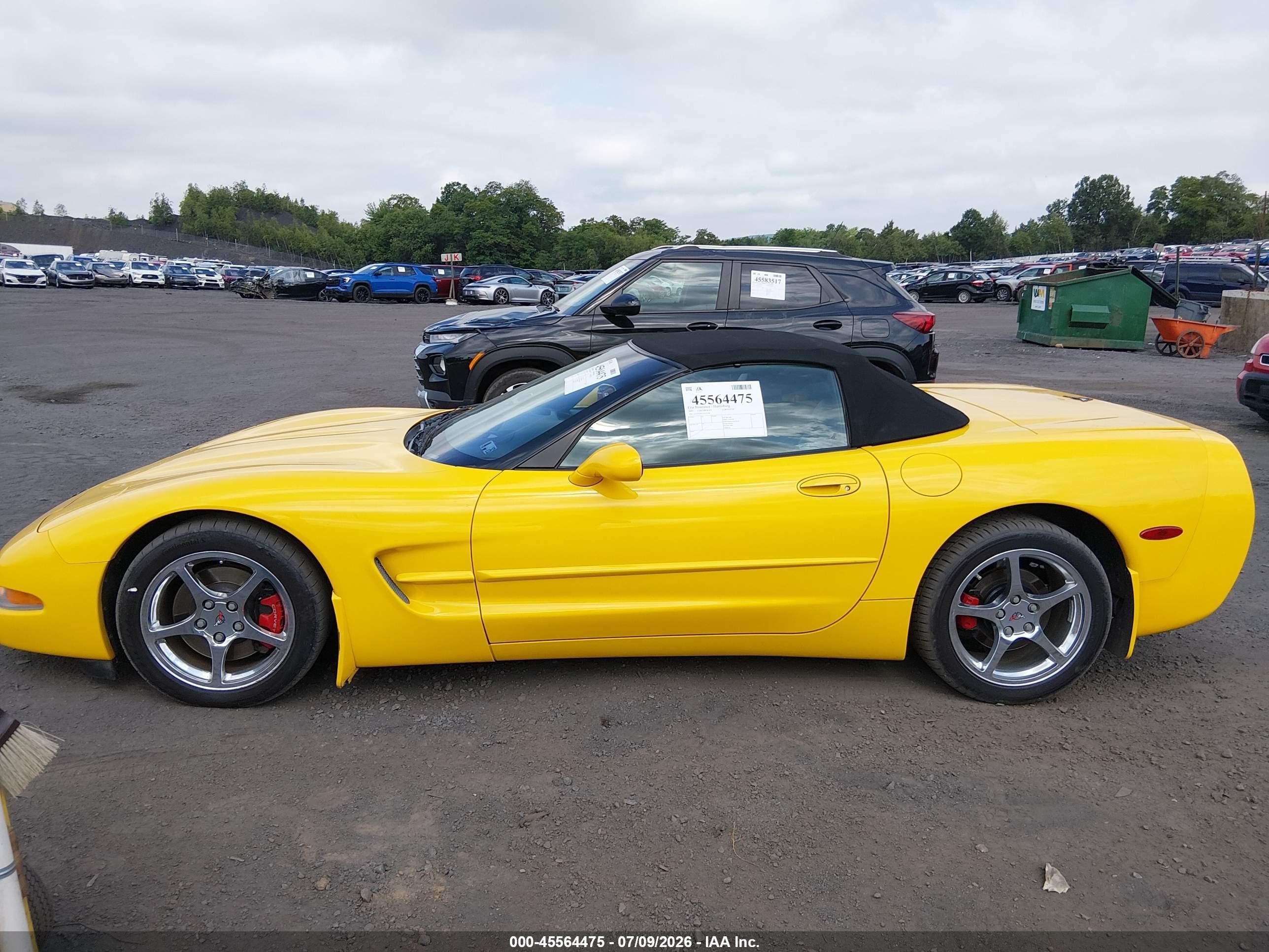 2002 Chevrolet Corvette   Yellow vin: 1G1YY32G225121926