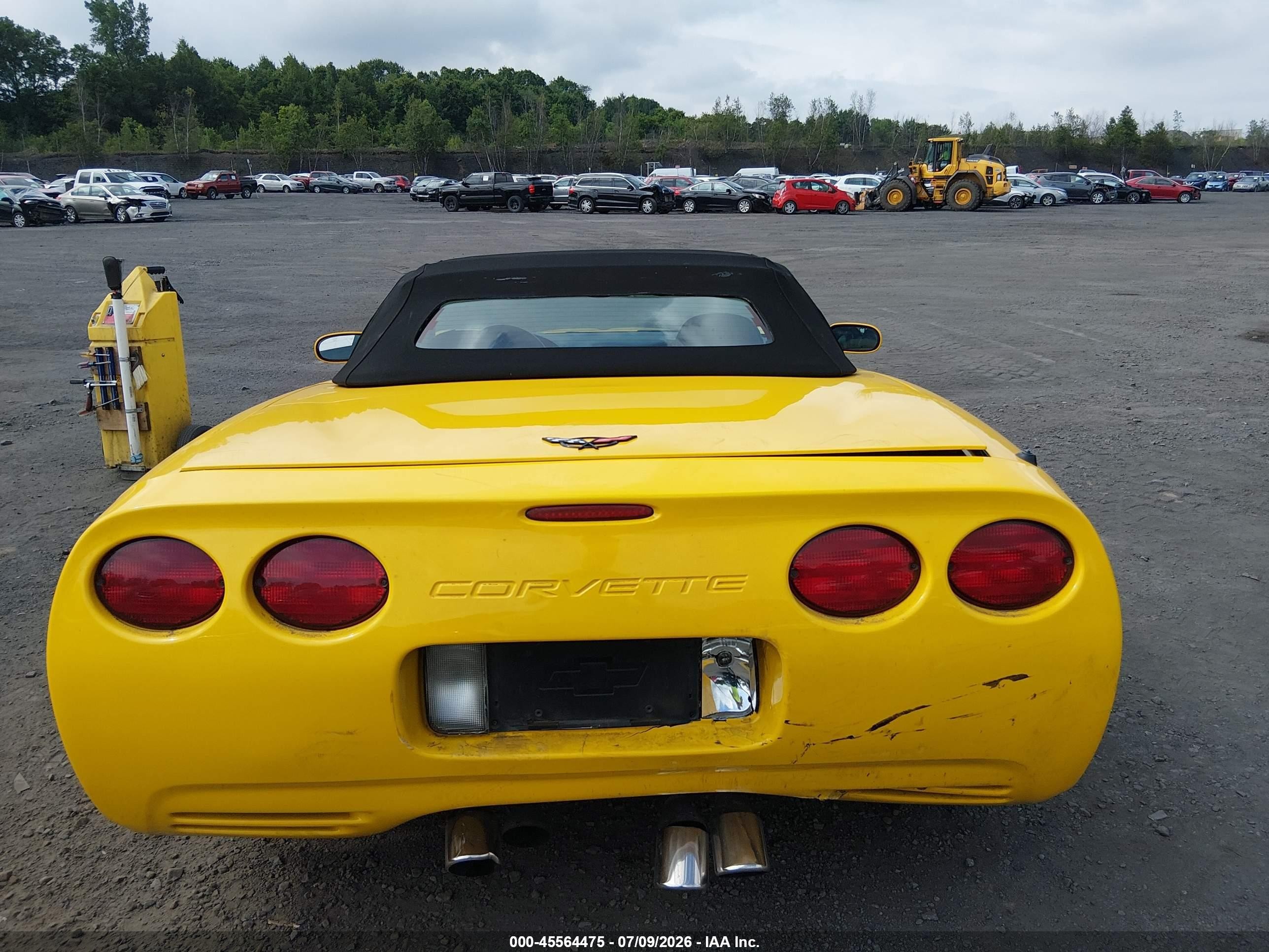 2002 Chevrolet Corvette   Yellow vin: 1G1YY32G225121926