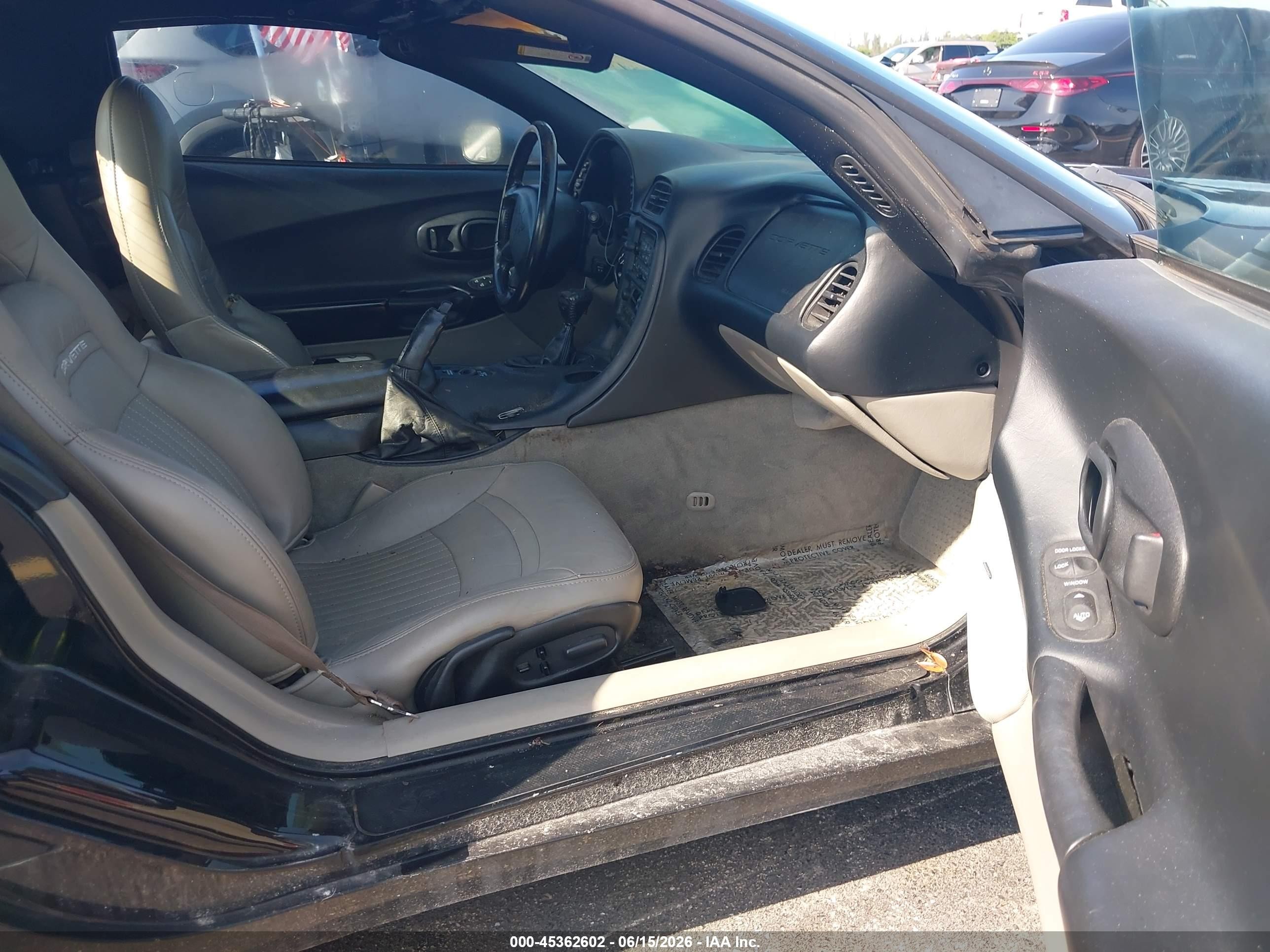 2002 Chevrolet Corvette Black vin: 1G1YY32G225126270