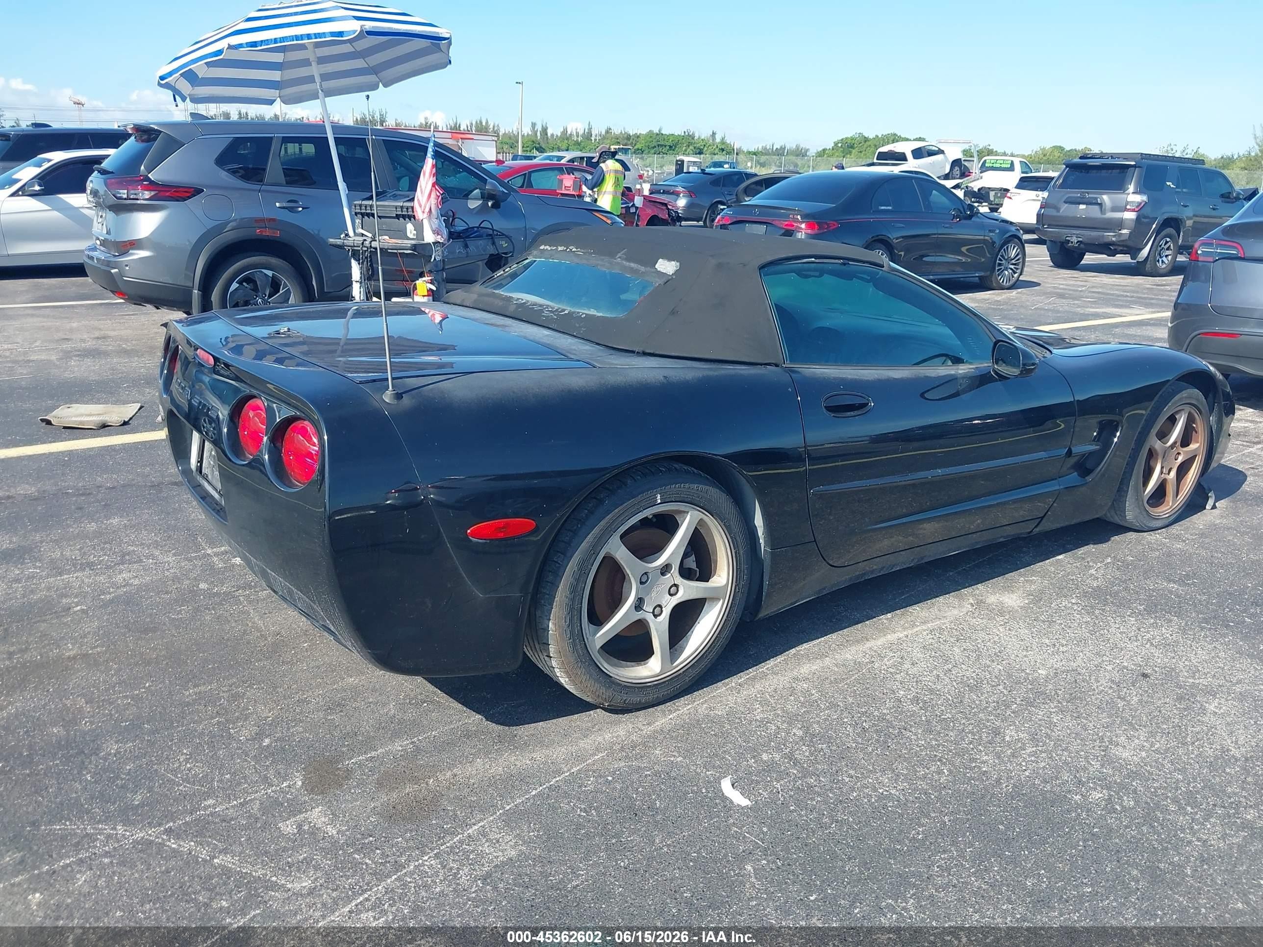 2002 Chevrolet Corvette Black vin: 1G1YY32G225126270